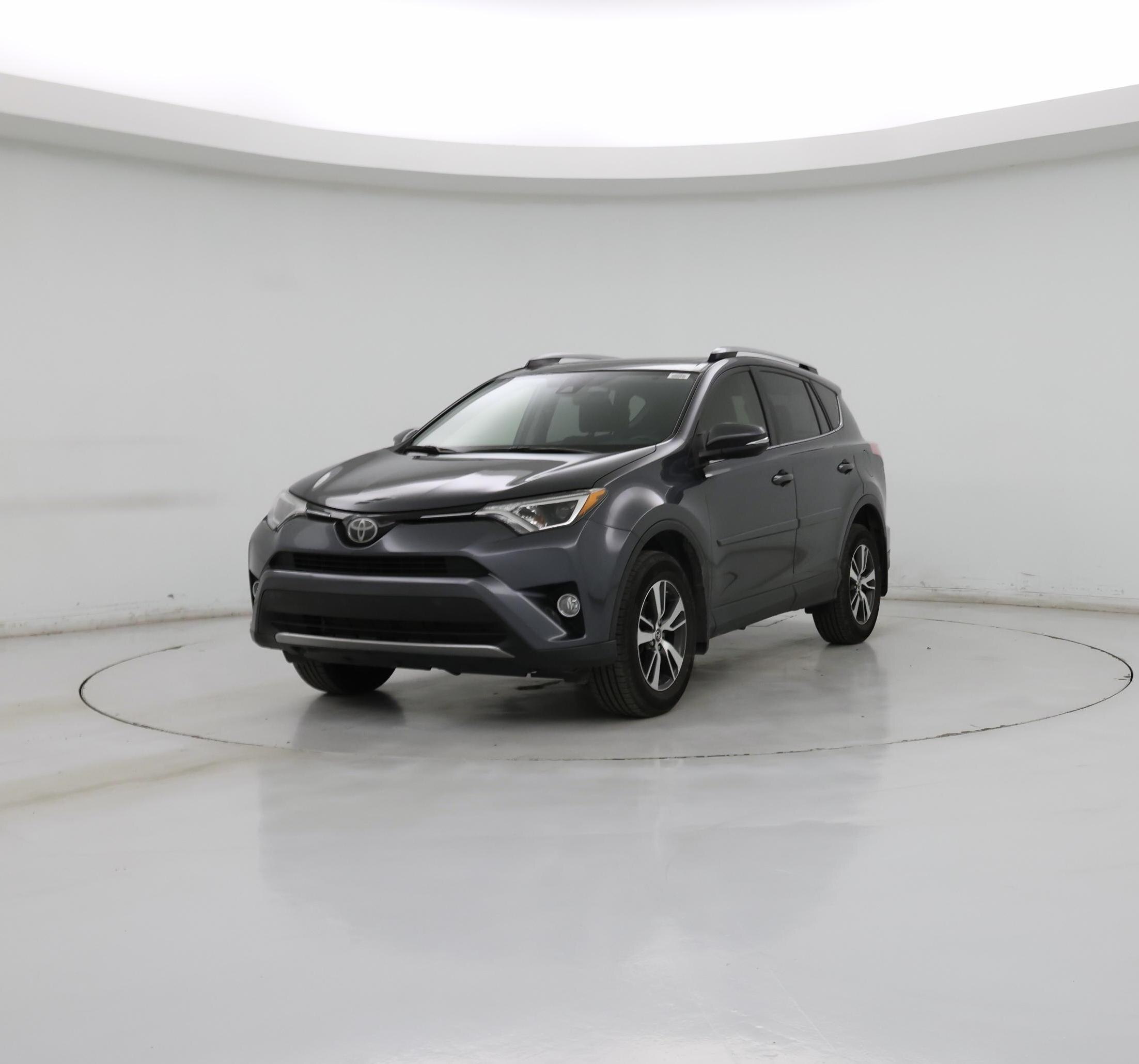 Thumbnail: 2017 Toyota RAV4 - 4