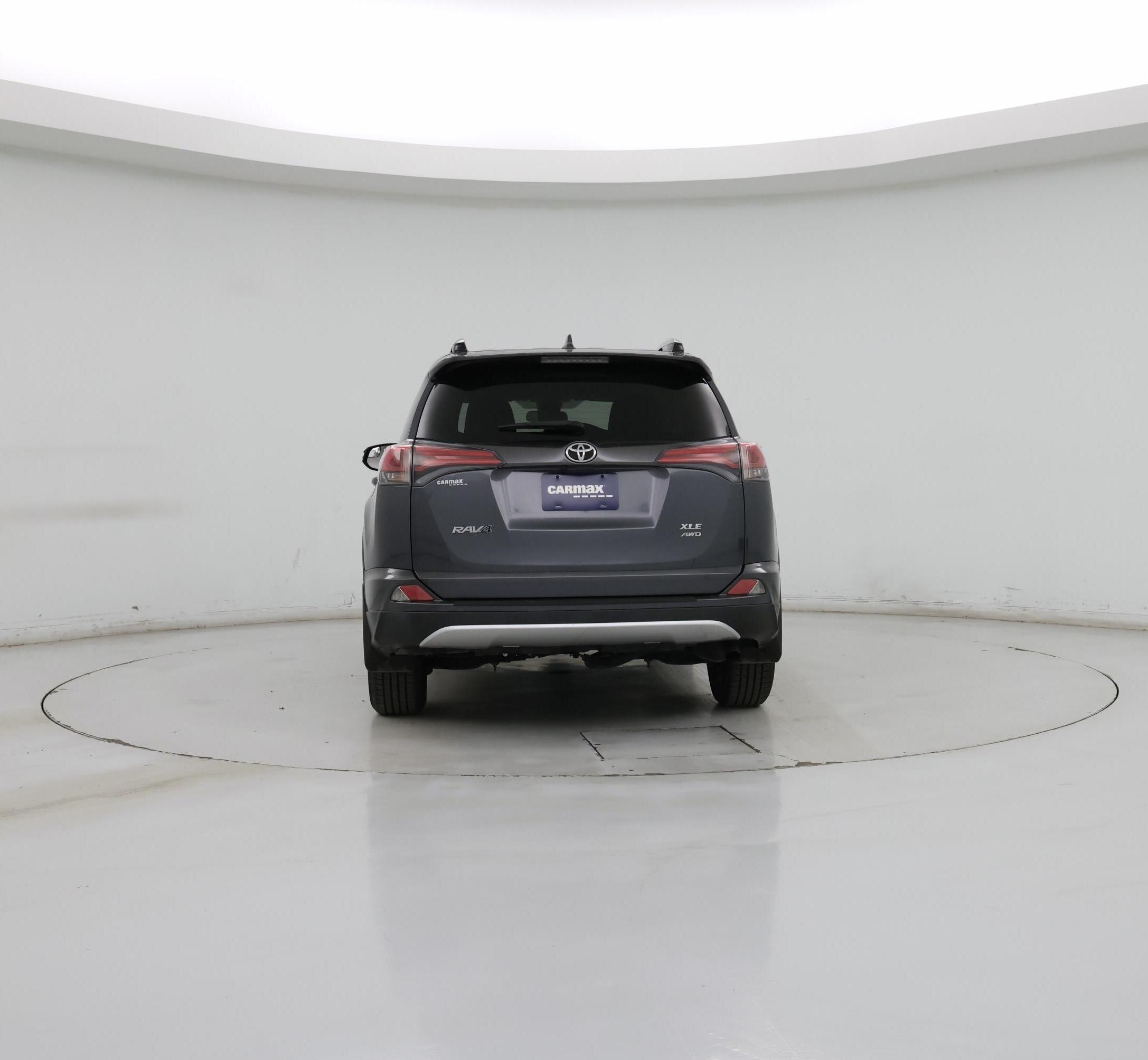 Thumbnail: 2017 Toyota RAV4 - 6