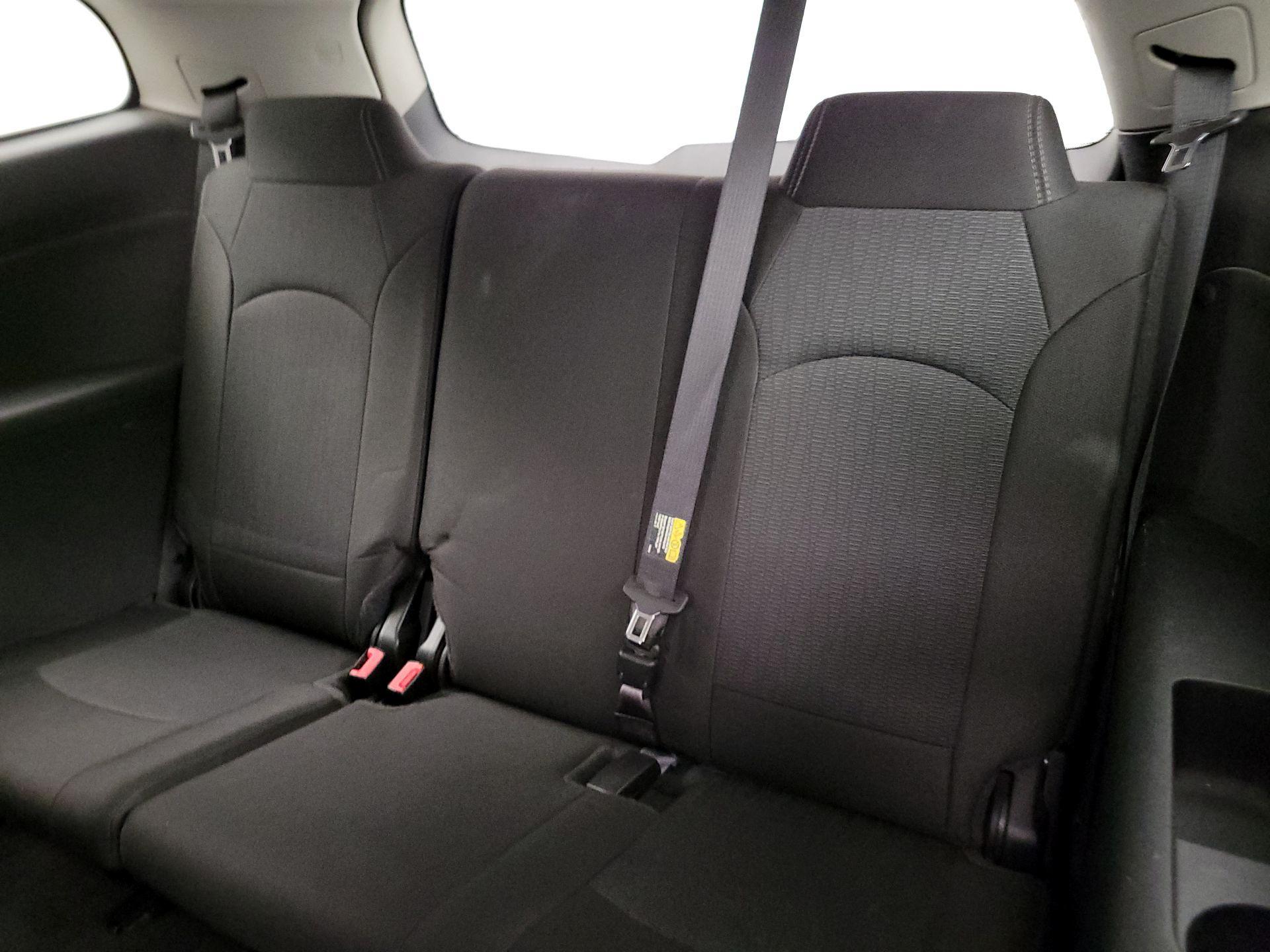 Thumbnail: 2017 Chevrolet Traverse - 20