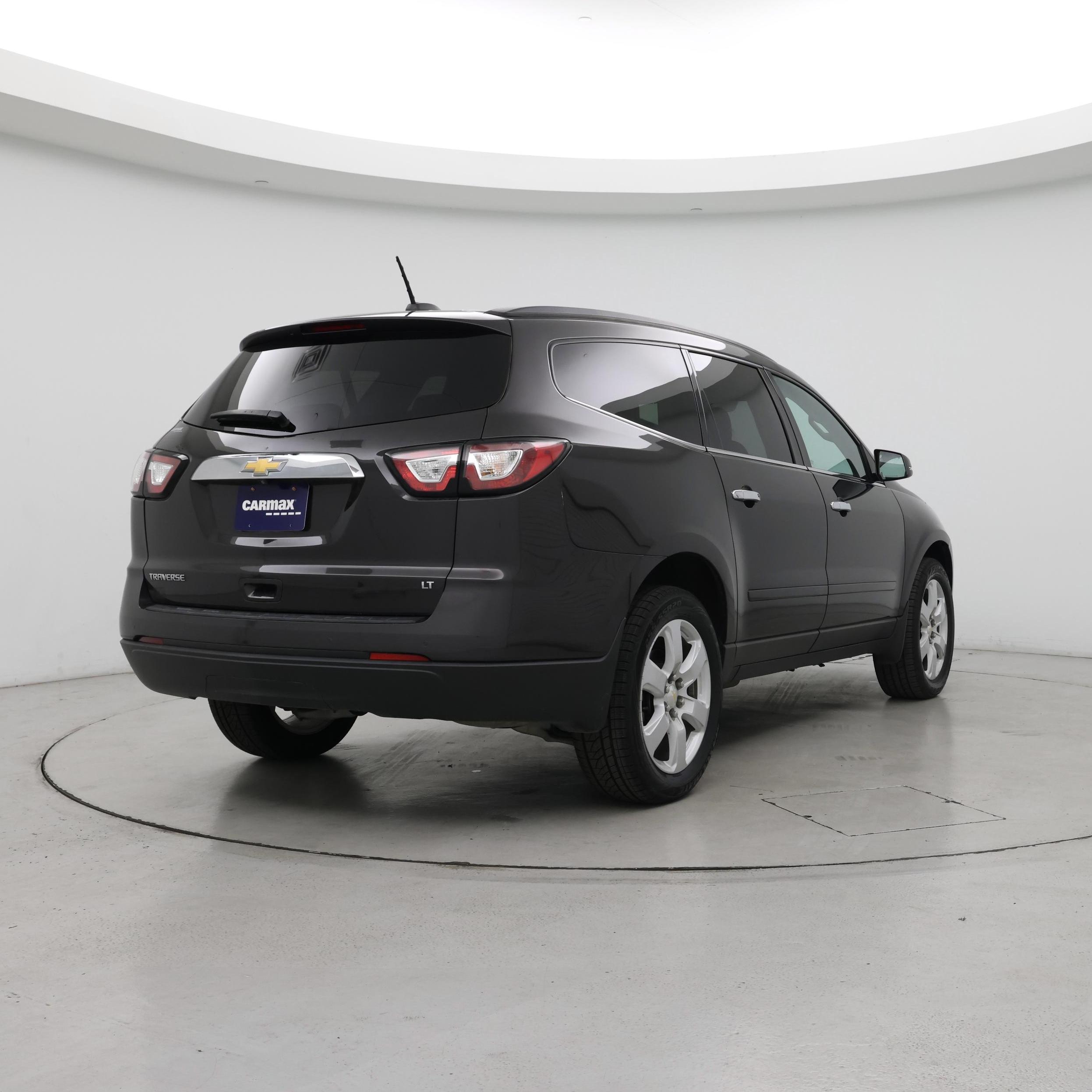 Thumbnail: 2017 Chevrolet Traverse - 8