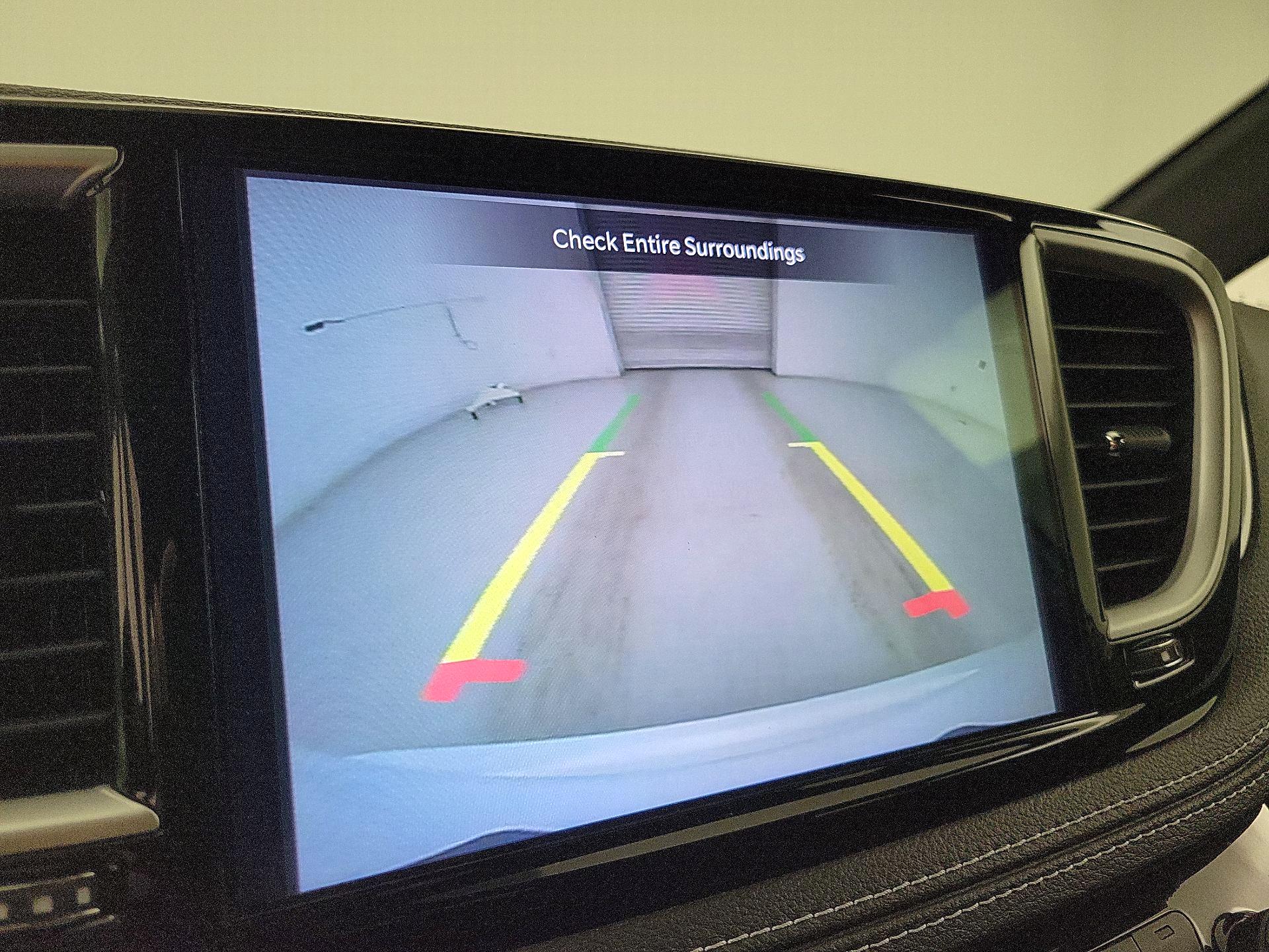 Thumbnail: 2022 Chrysler Pacifica - 14