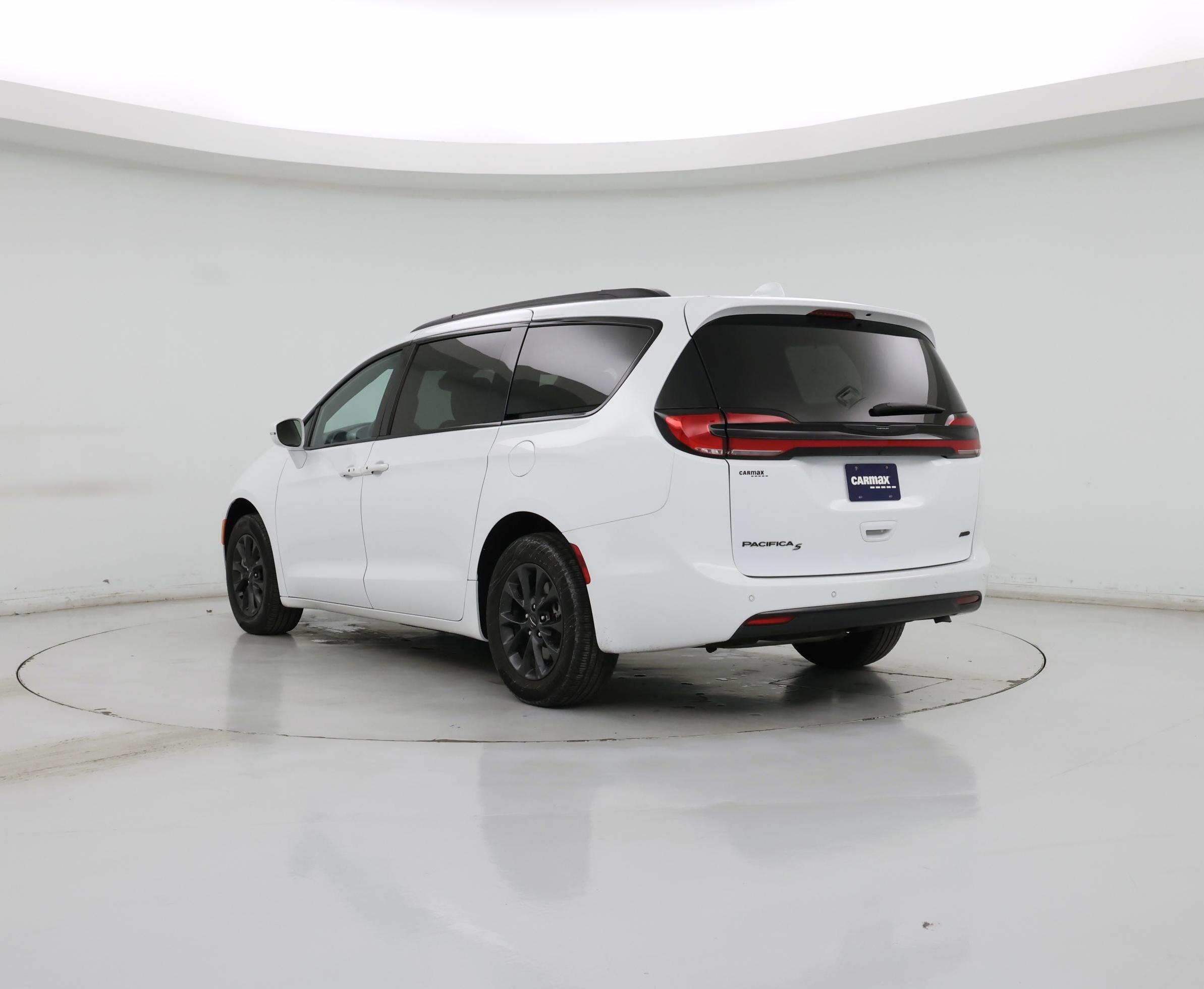 Thumbnail: 2022 Chrysler Pacifica - 2