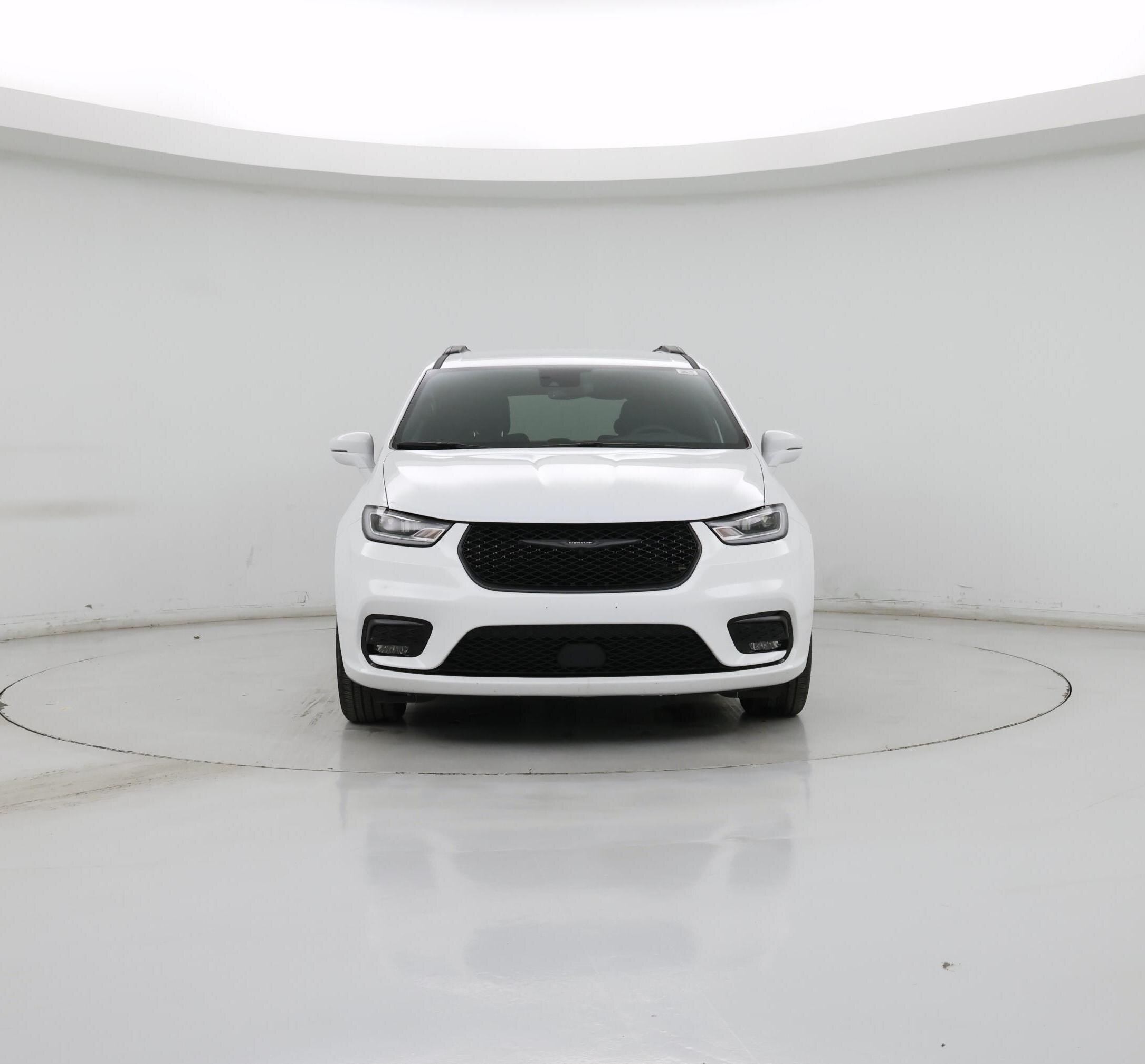 Thumbnail: 2022 Chrysler Pacifica - 5