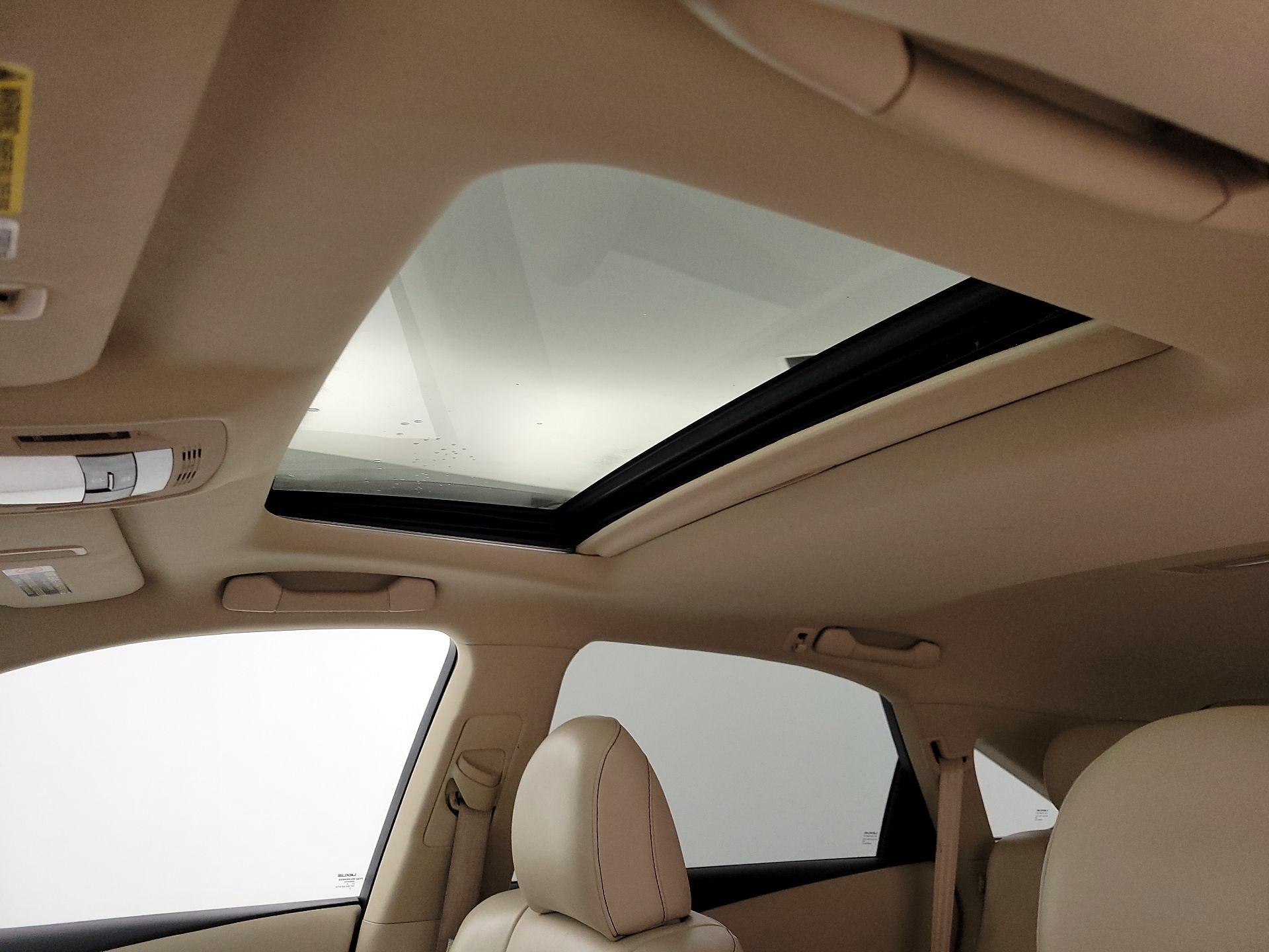 Thumbnail: 2014 Lexus RX - 19