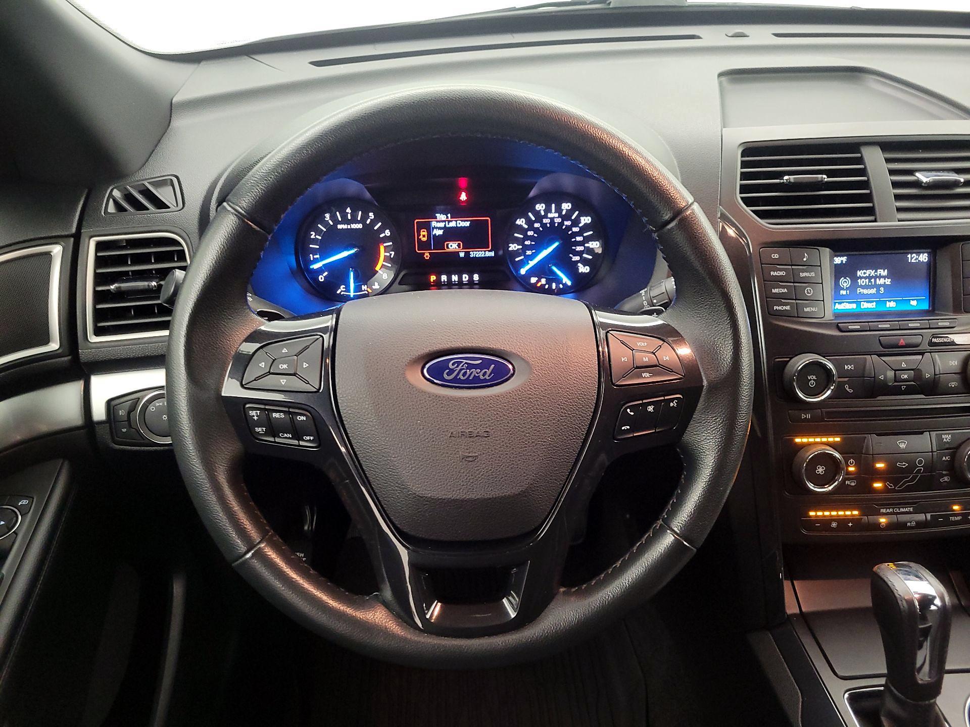 Thumbnail: 2017 Ford Explorer - 10