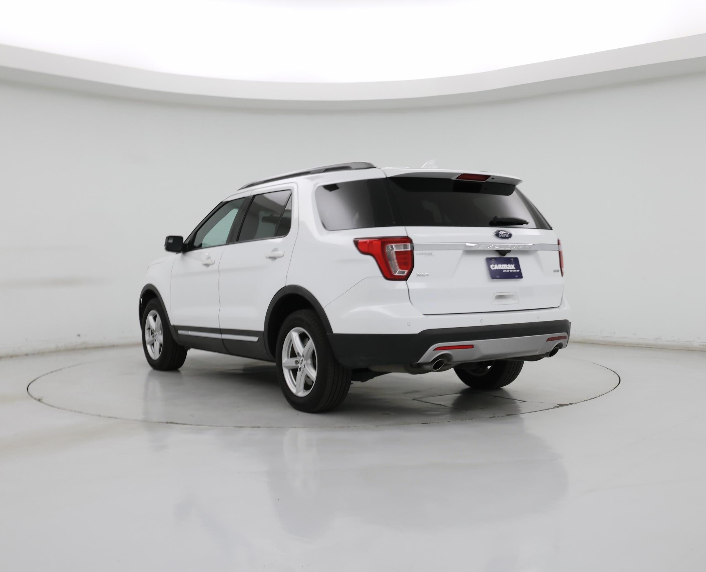 Thumbnail: 2017 Ford Explorer - 2