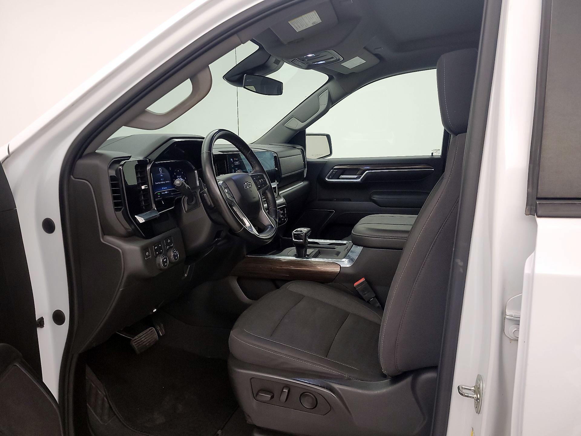 Thumbnail: 2023 Chevrolet Silverado 1500 - 11