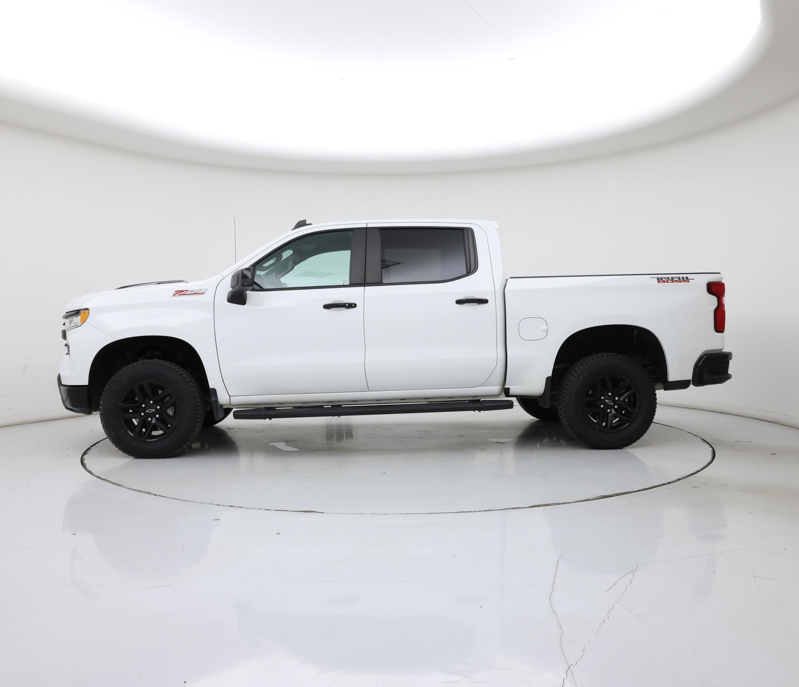 Thumbnail: 2023 Chevrolet Silverado 1500 - 3