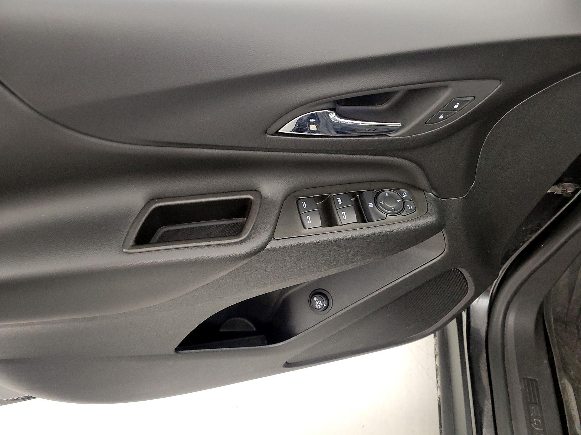 Thumbnail: 2023 Chevrolet Equinox - 12