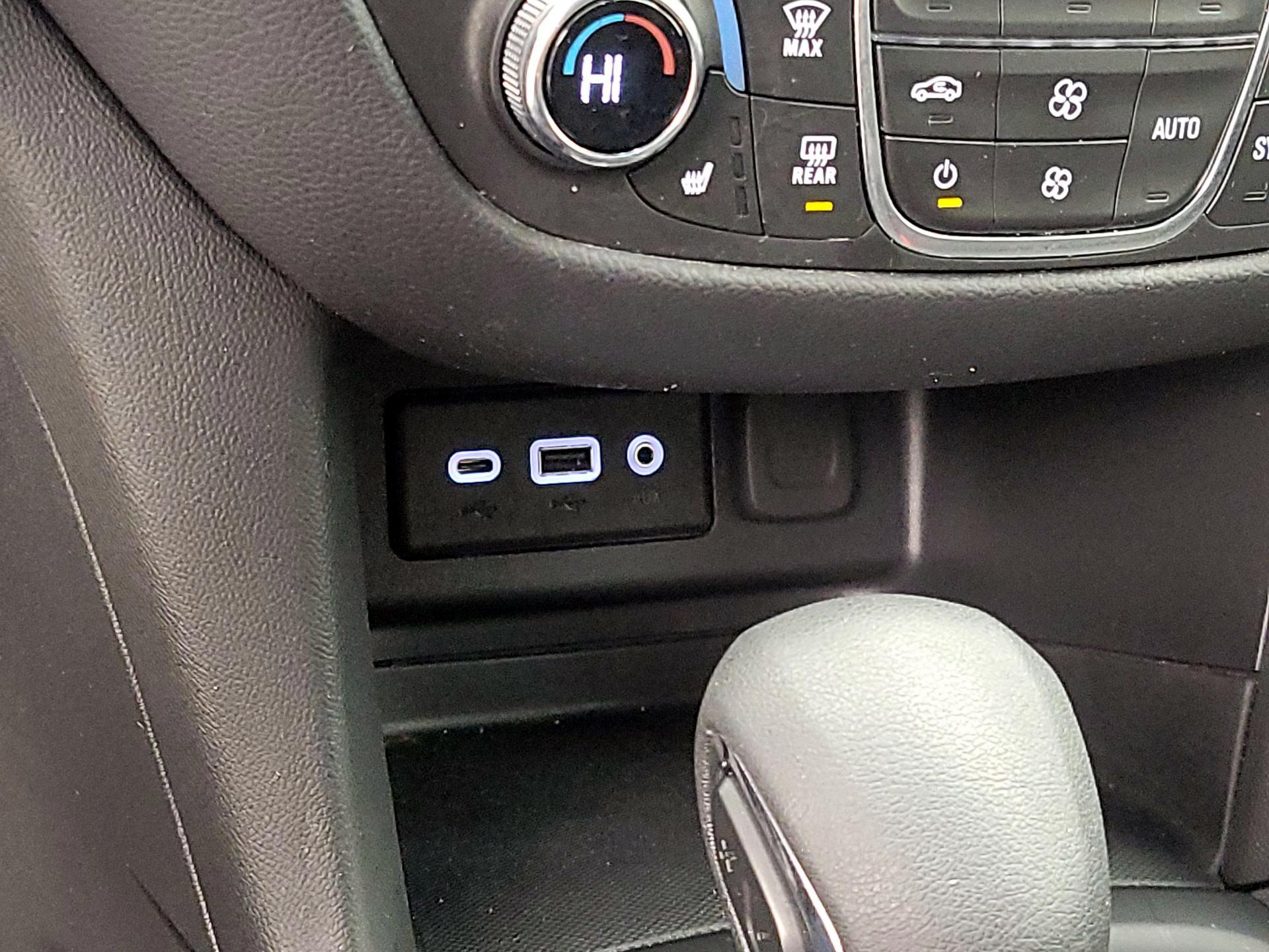 Thumbnail: 2023 Chevrolet Equinox - 18