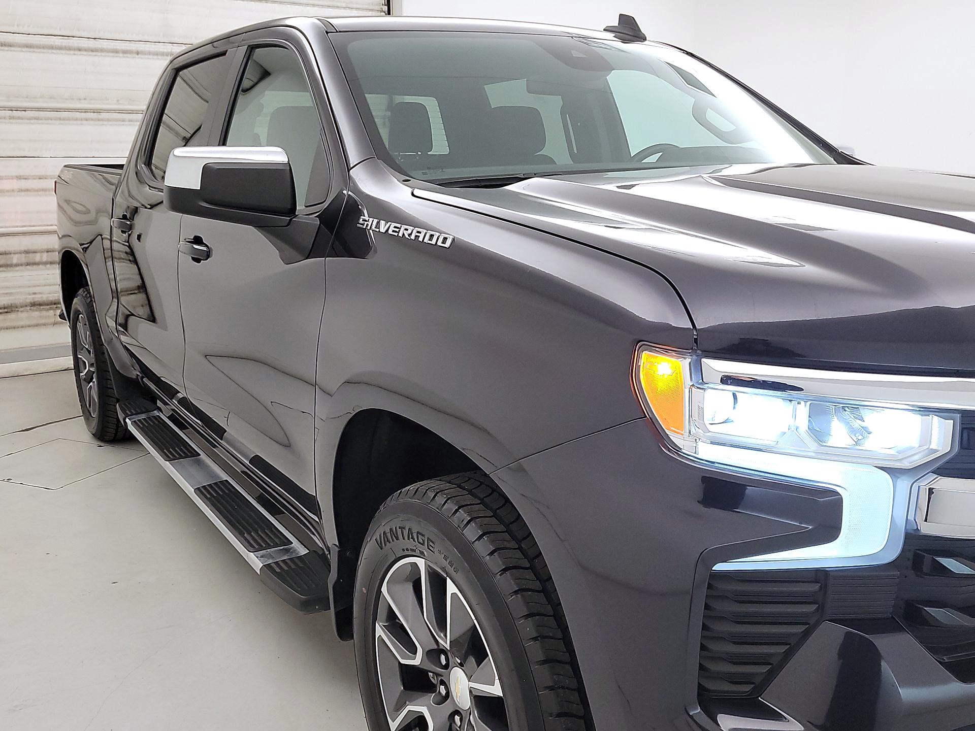 Thumbnail: 2022 Chevrolet Silverado 1500 - 1