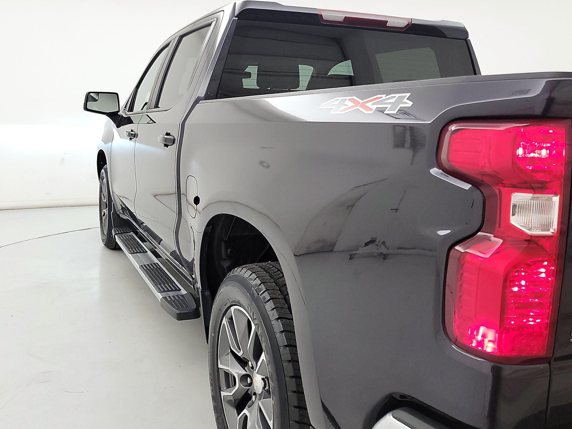 Thumbnail: 2022 Chevrolet Silverado 1500 - 7