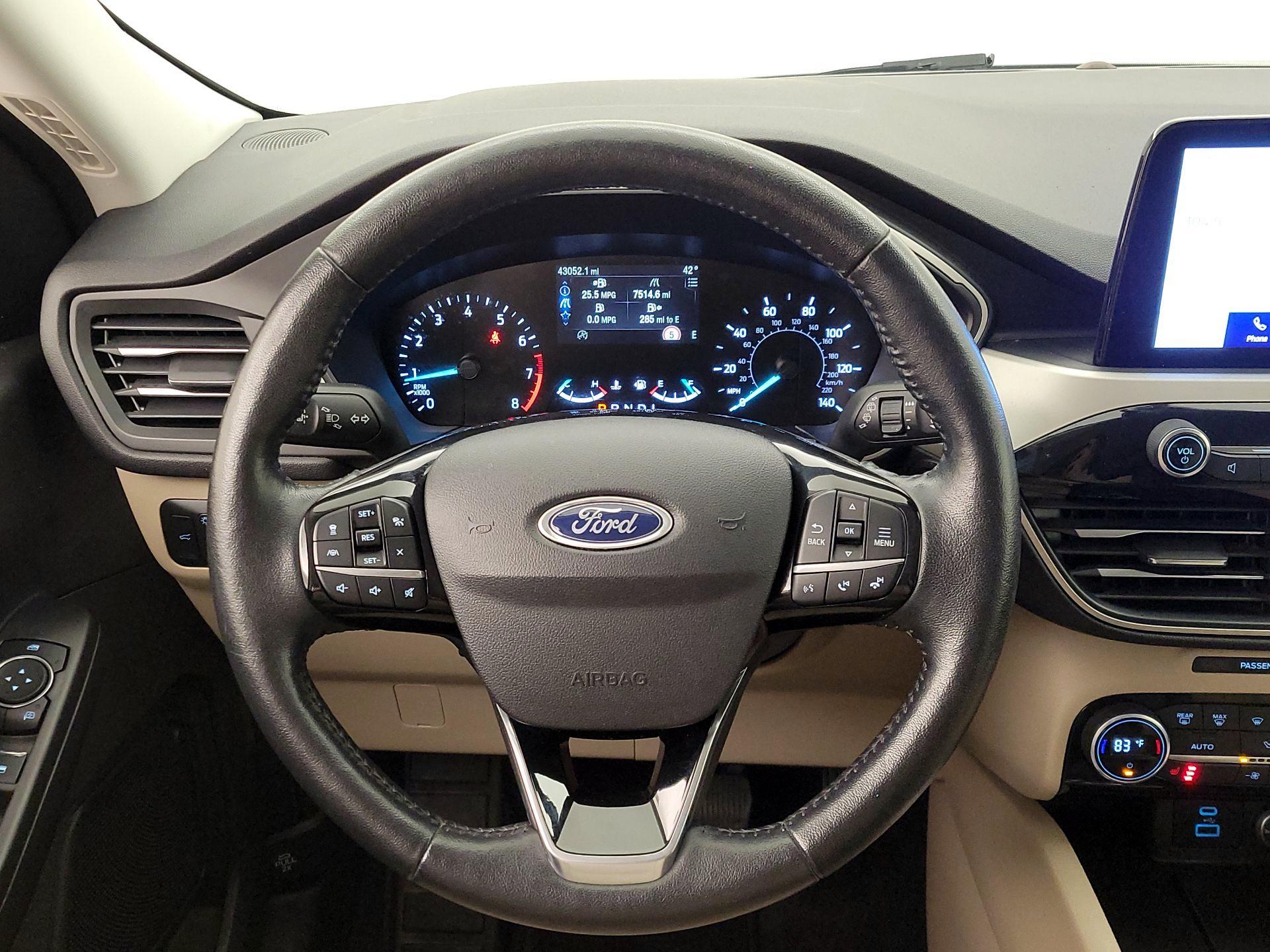 Thumbnail: 2021 Ford Escape - 10