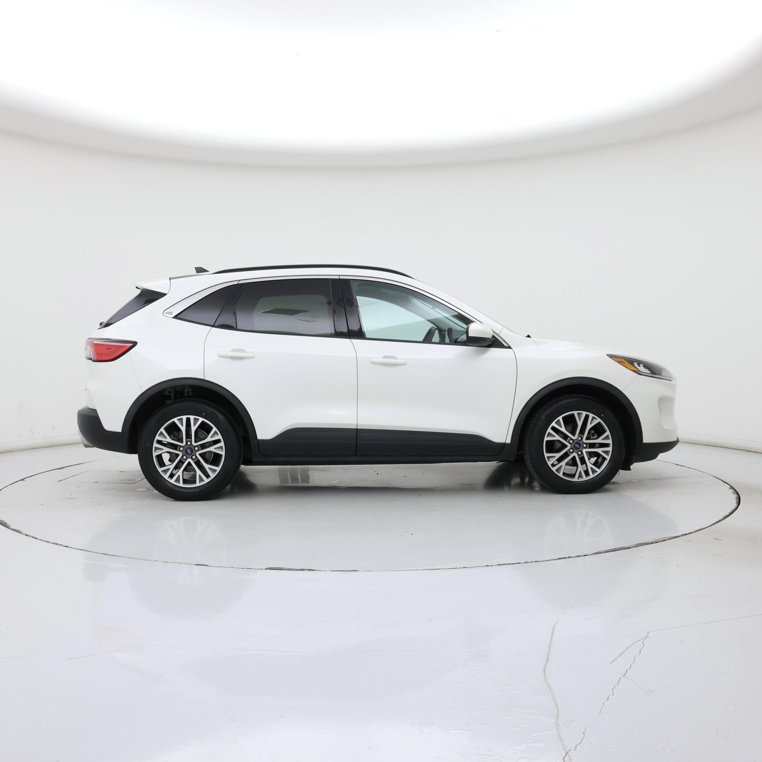 Thumbnail: 2021 Ford Escape - 7