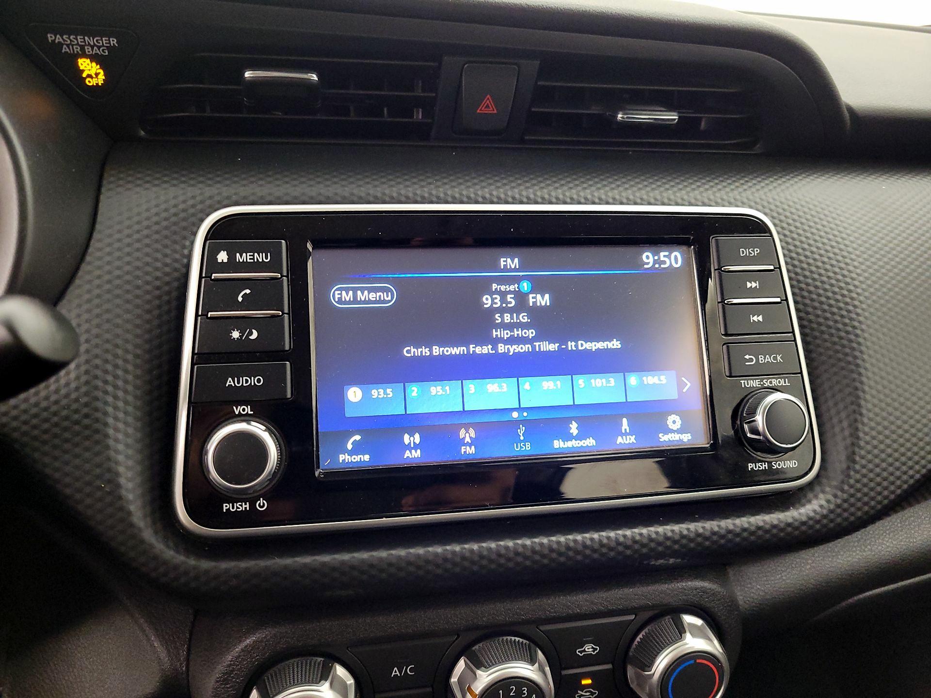 Thumbnail: 2023 Nissan Kicks - 15