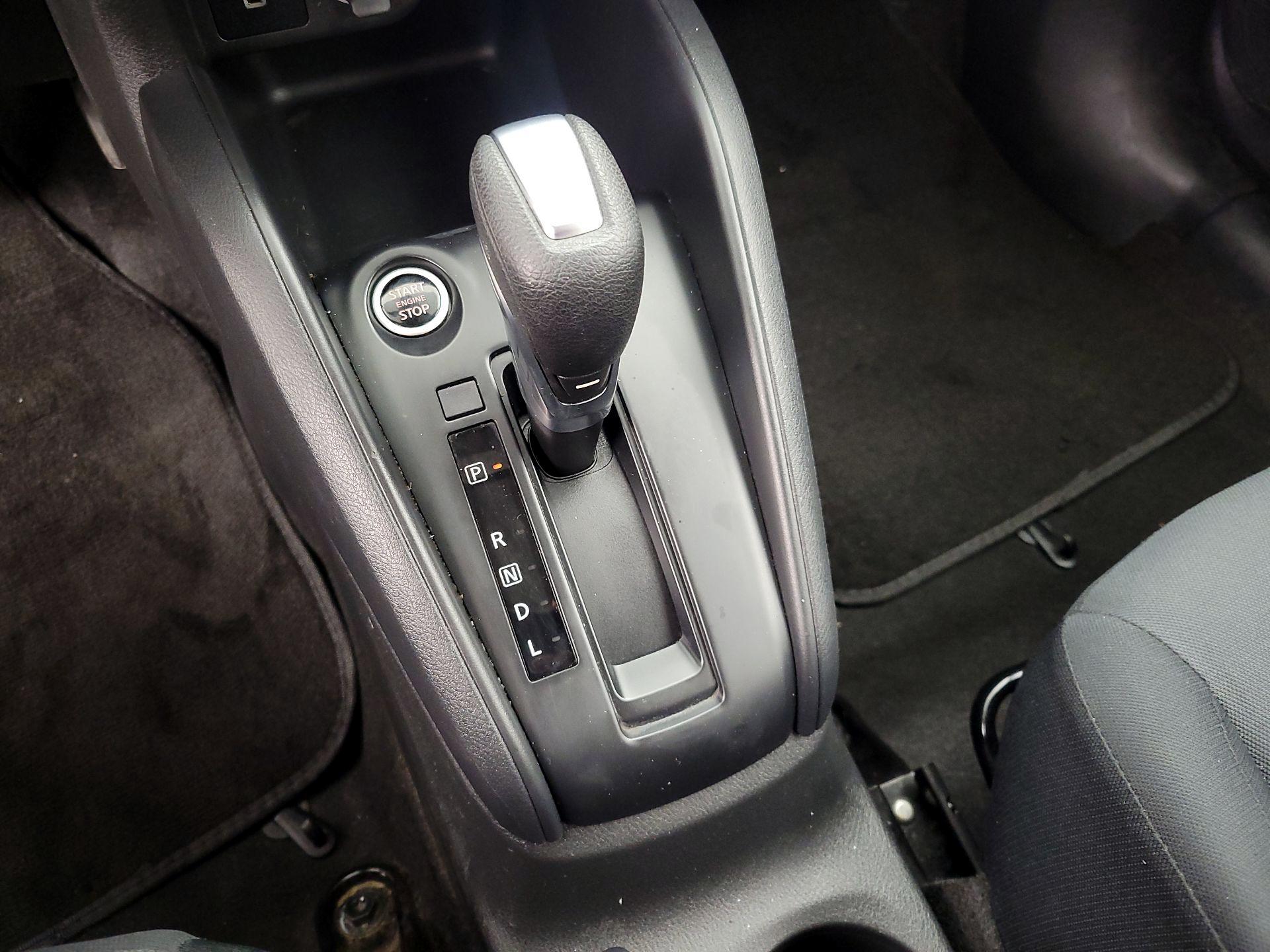 Thumbnail: 2023 Nissan Kicks - 17