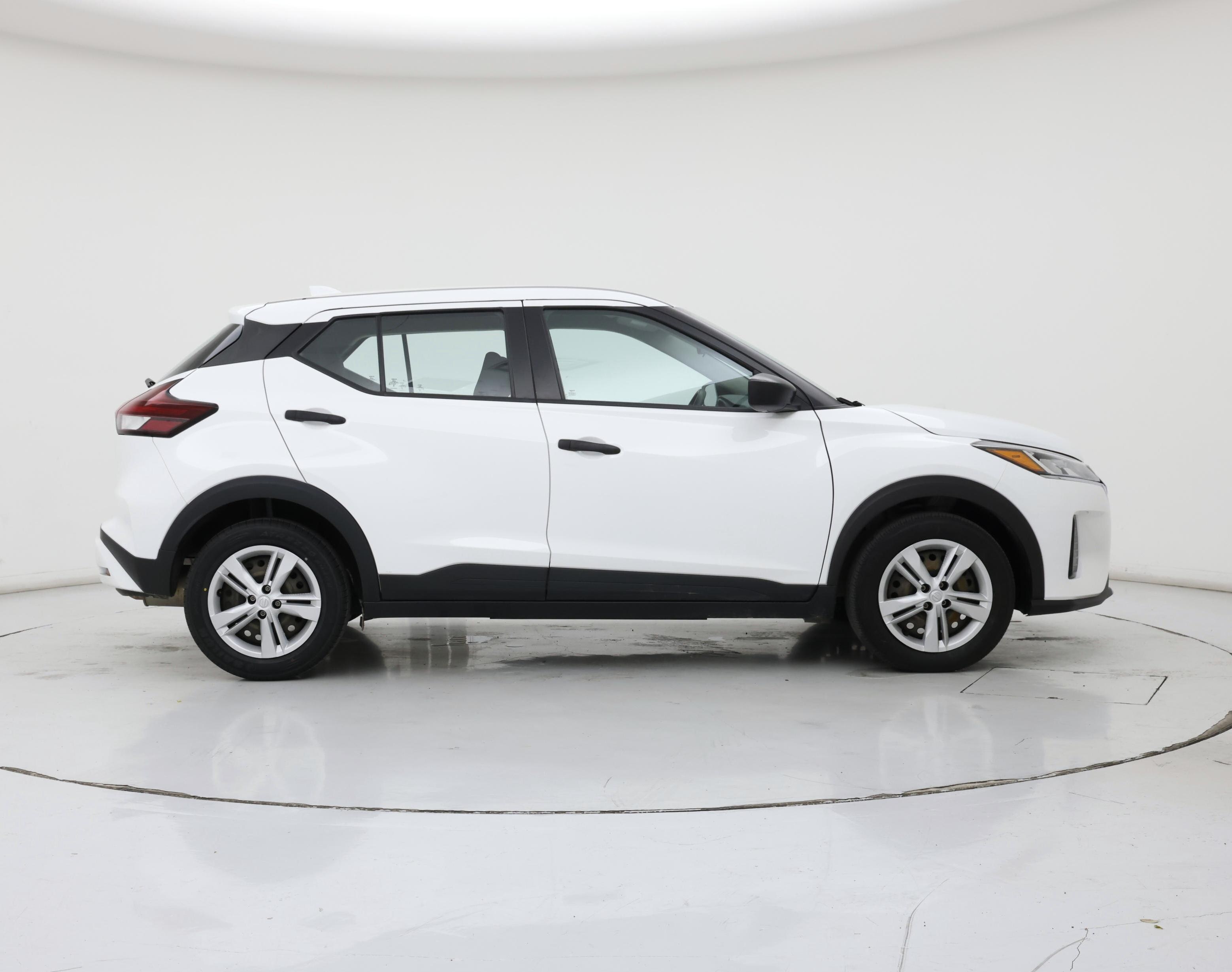 Thumbnail: 2023 Nissan Kicks - 7