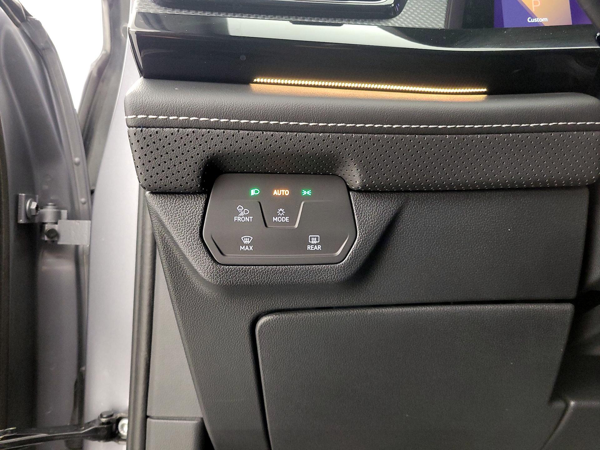 Thumbnail: 2024 Volkswagen Atlas - 11