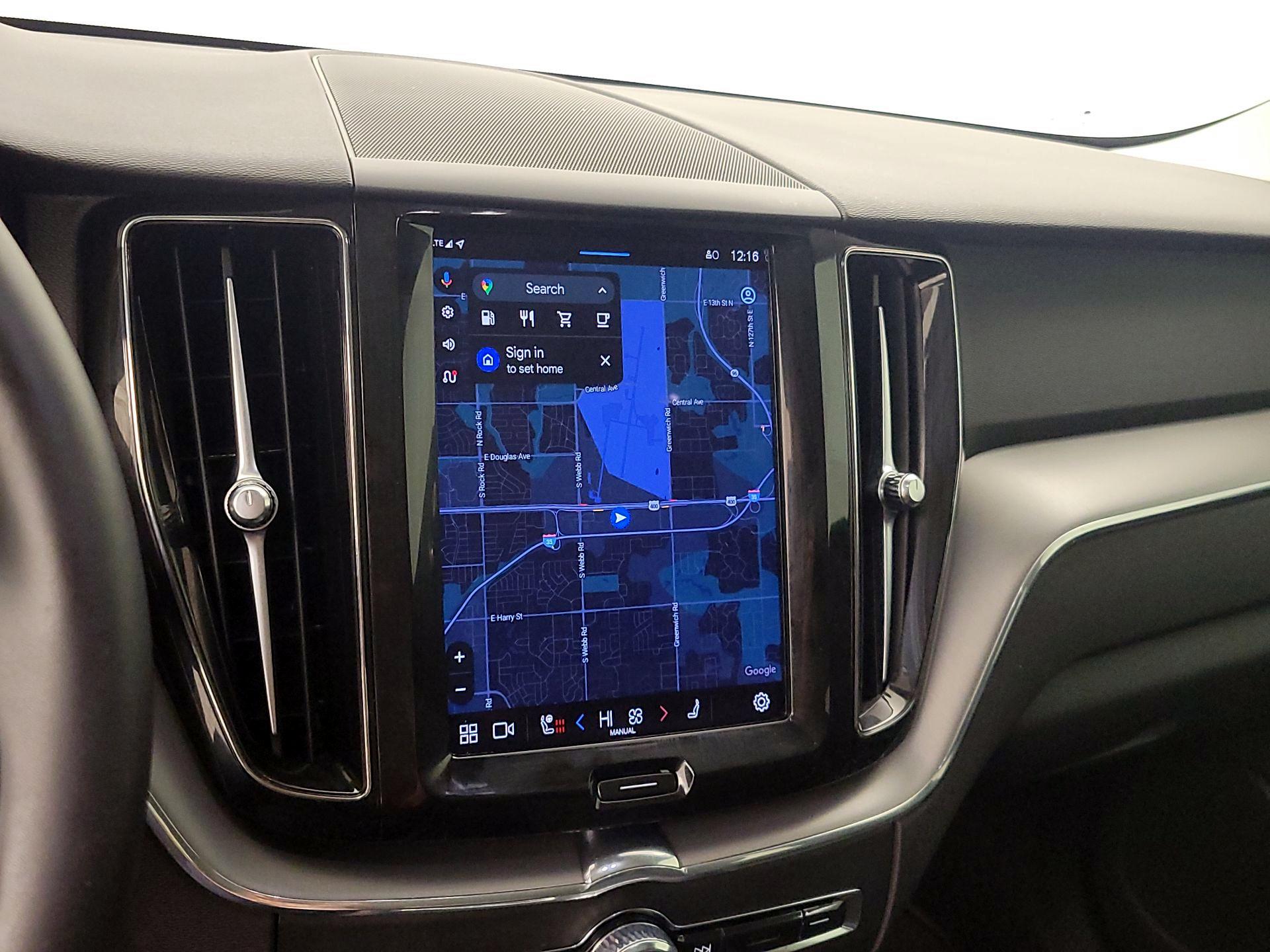 Thumbnail: 2023 Volvo XC60 - 14