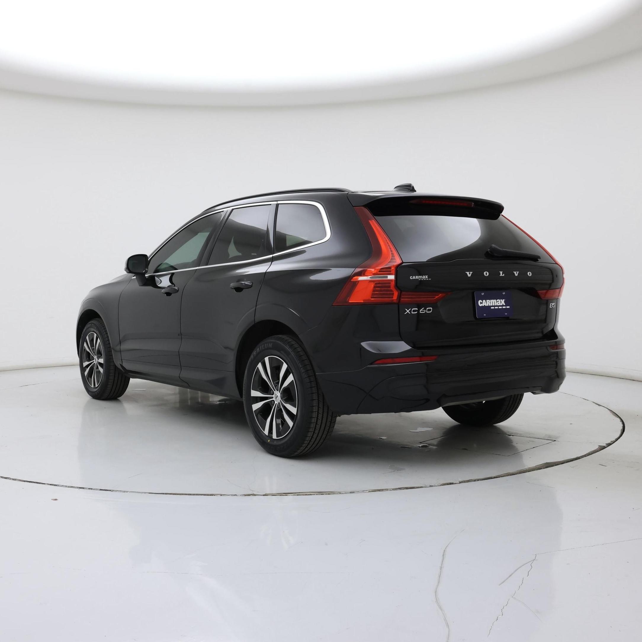 Thumbnail: 2023 Volvo XC60 - 2