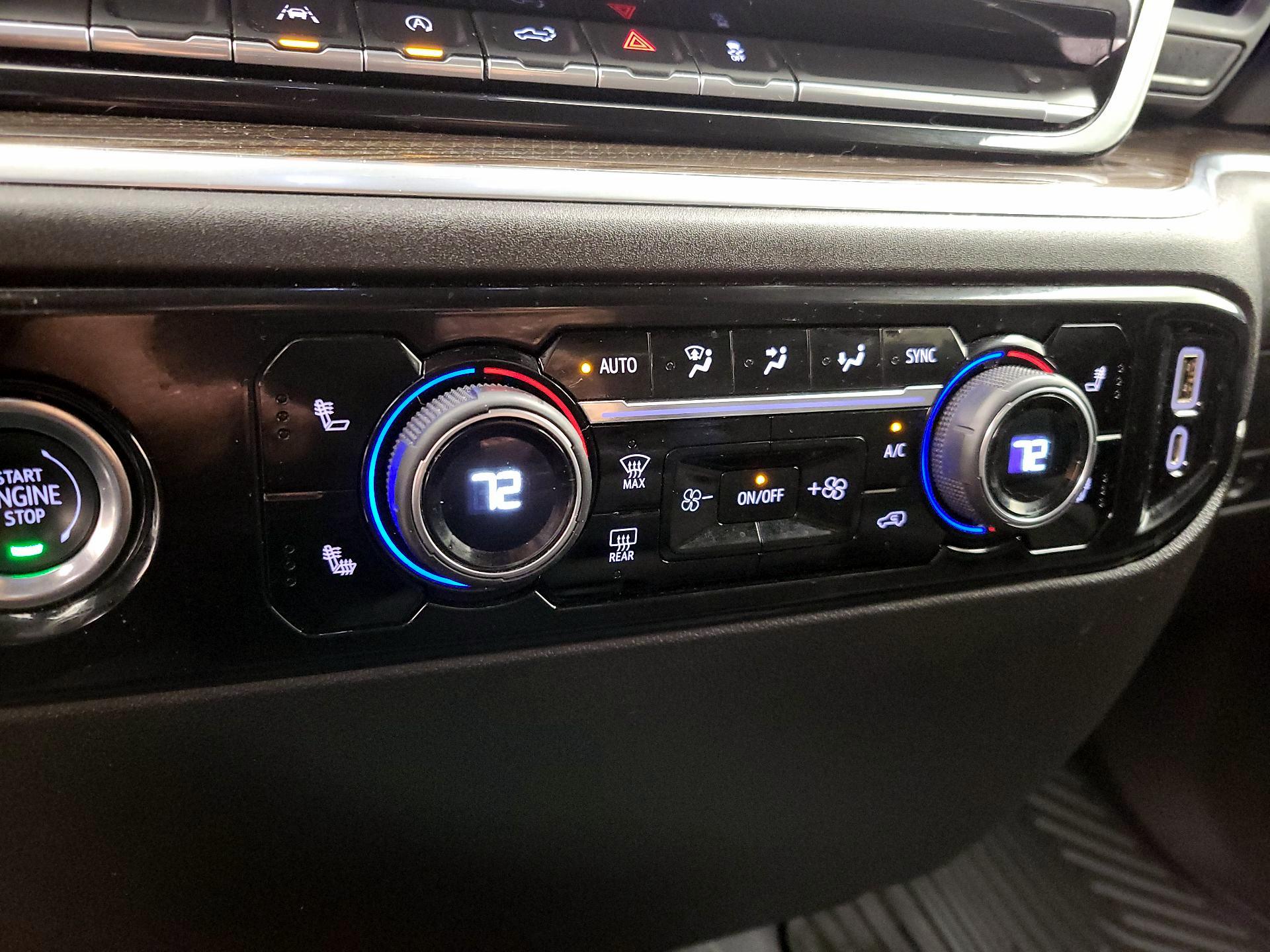 Thumbnail: 2022 Chevrolet Silverado 1500 - 14