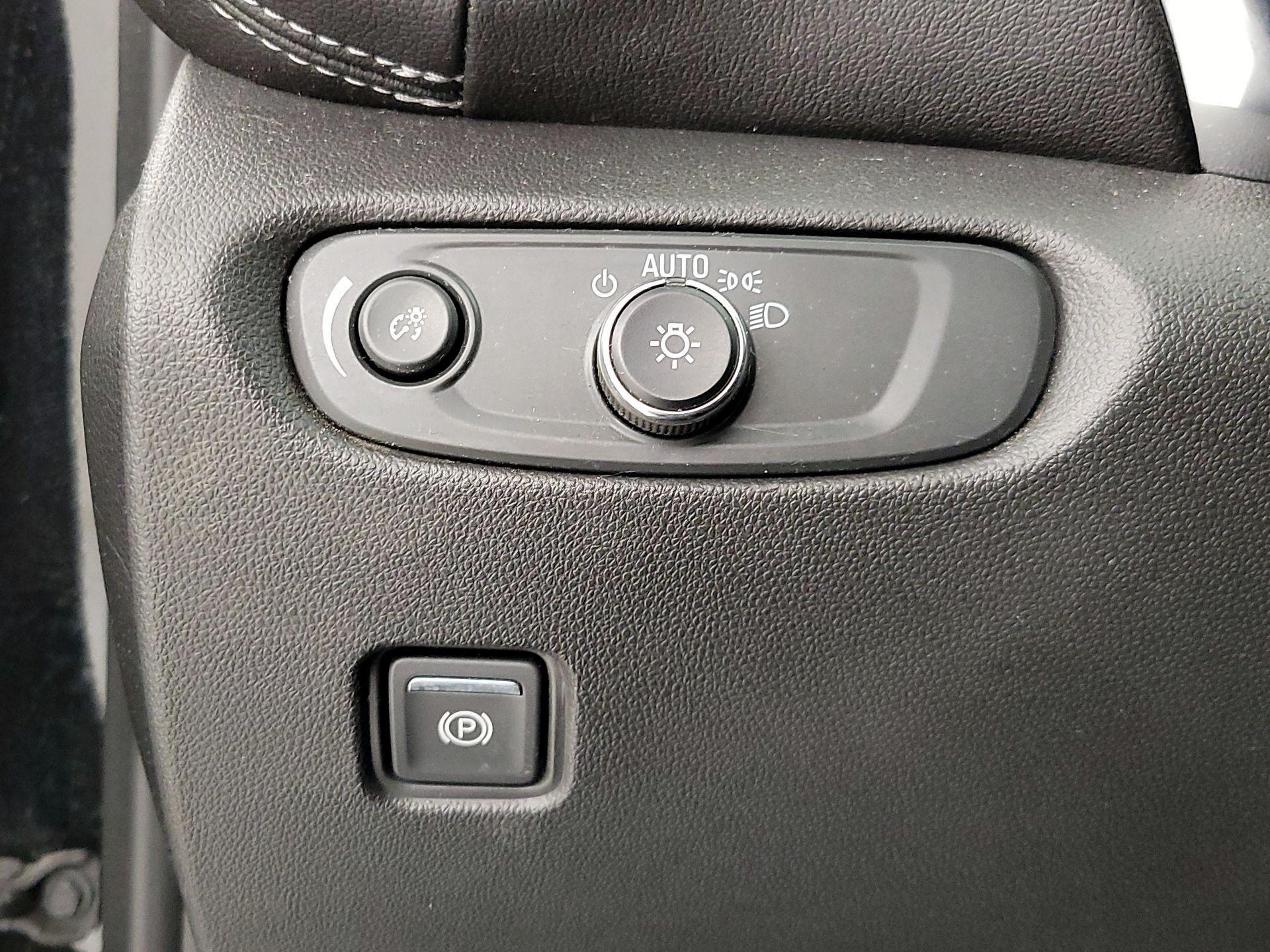 Thumbnail: 2023 Chevrolet Blazer - 13