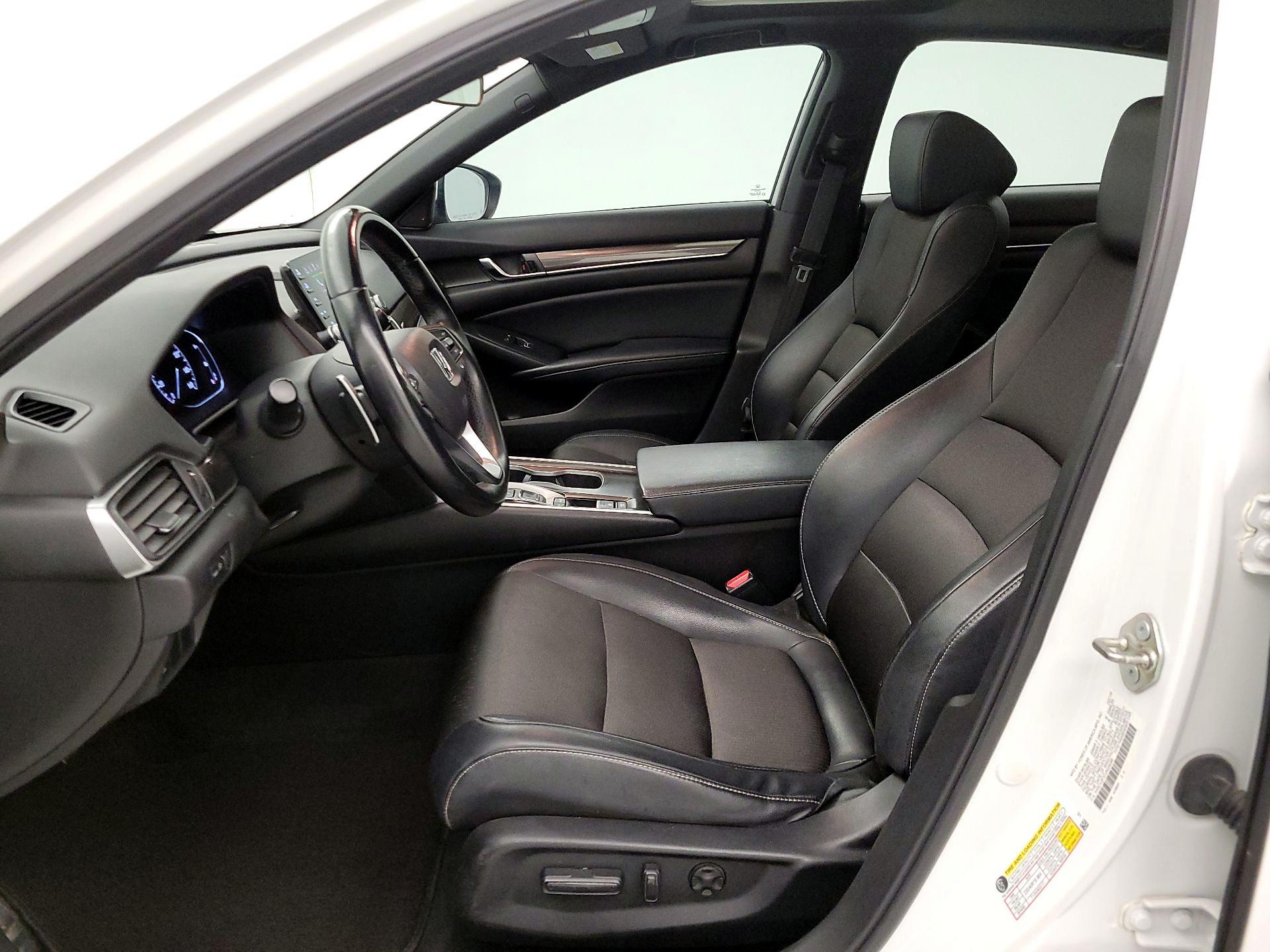 Thumbnail: 2018 Honda Accord - 11