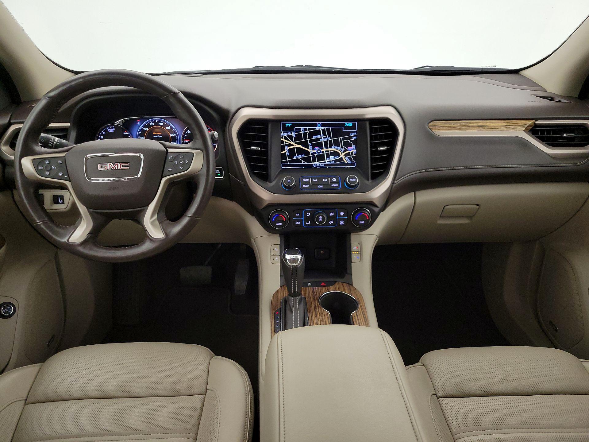 Thumbnail: 2017 GMC Acadia - 9