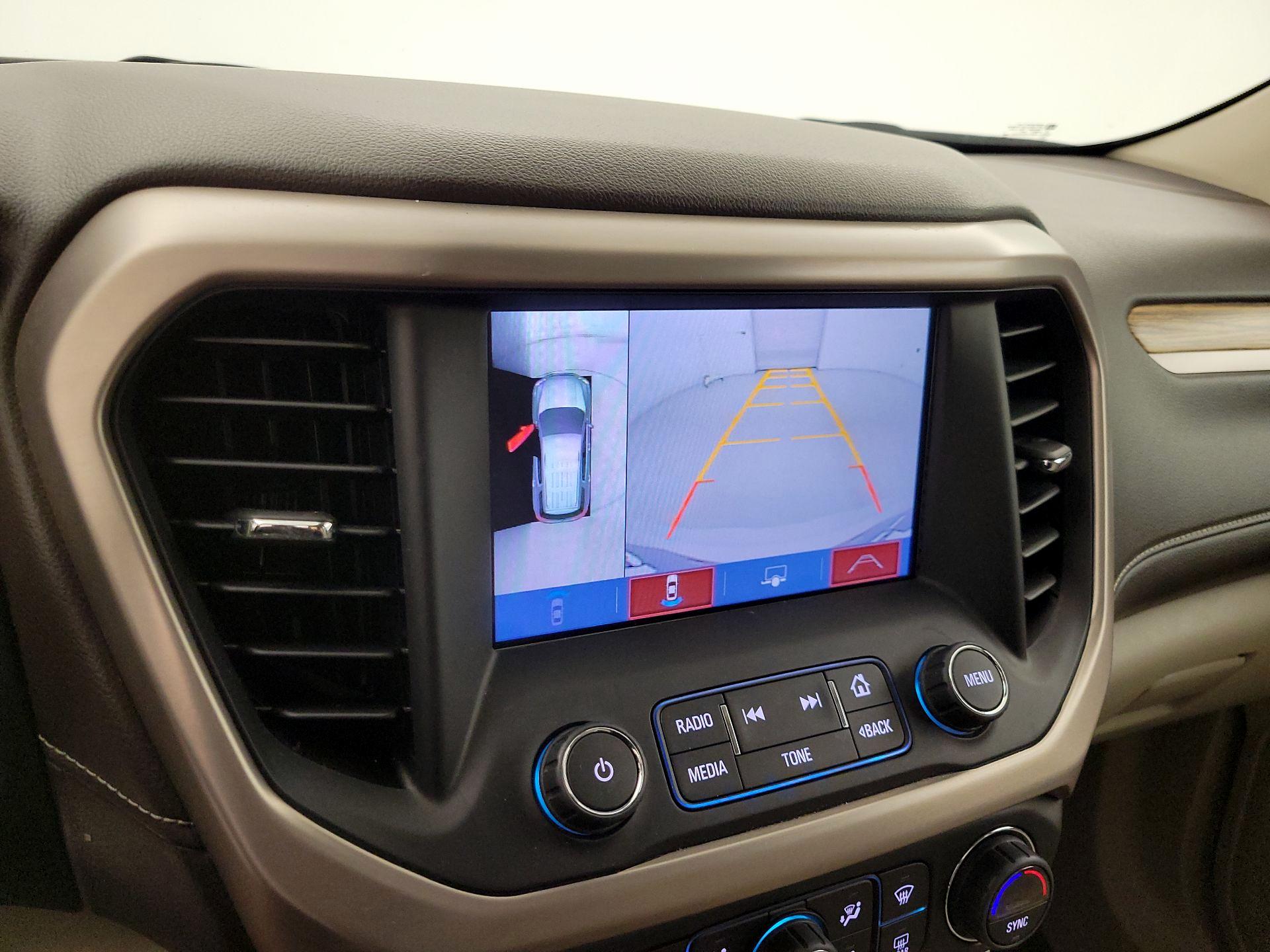 Thumbnail: 2017 GMC Acadia - 15