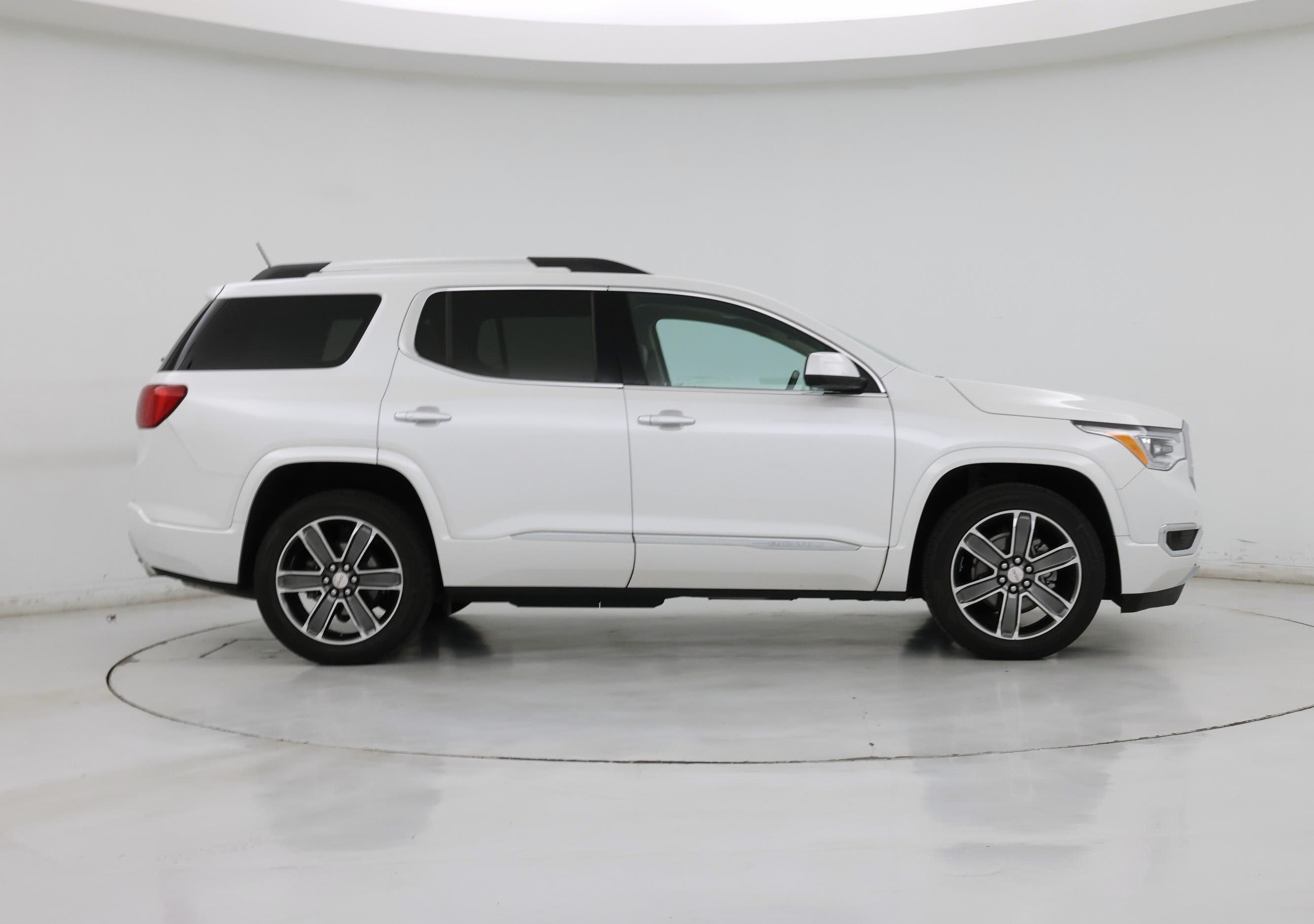 Thumbnail: 2017 GMC Acadia - 7