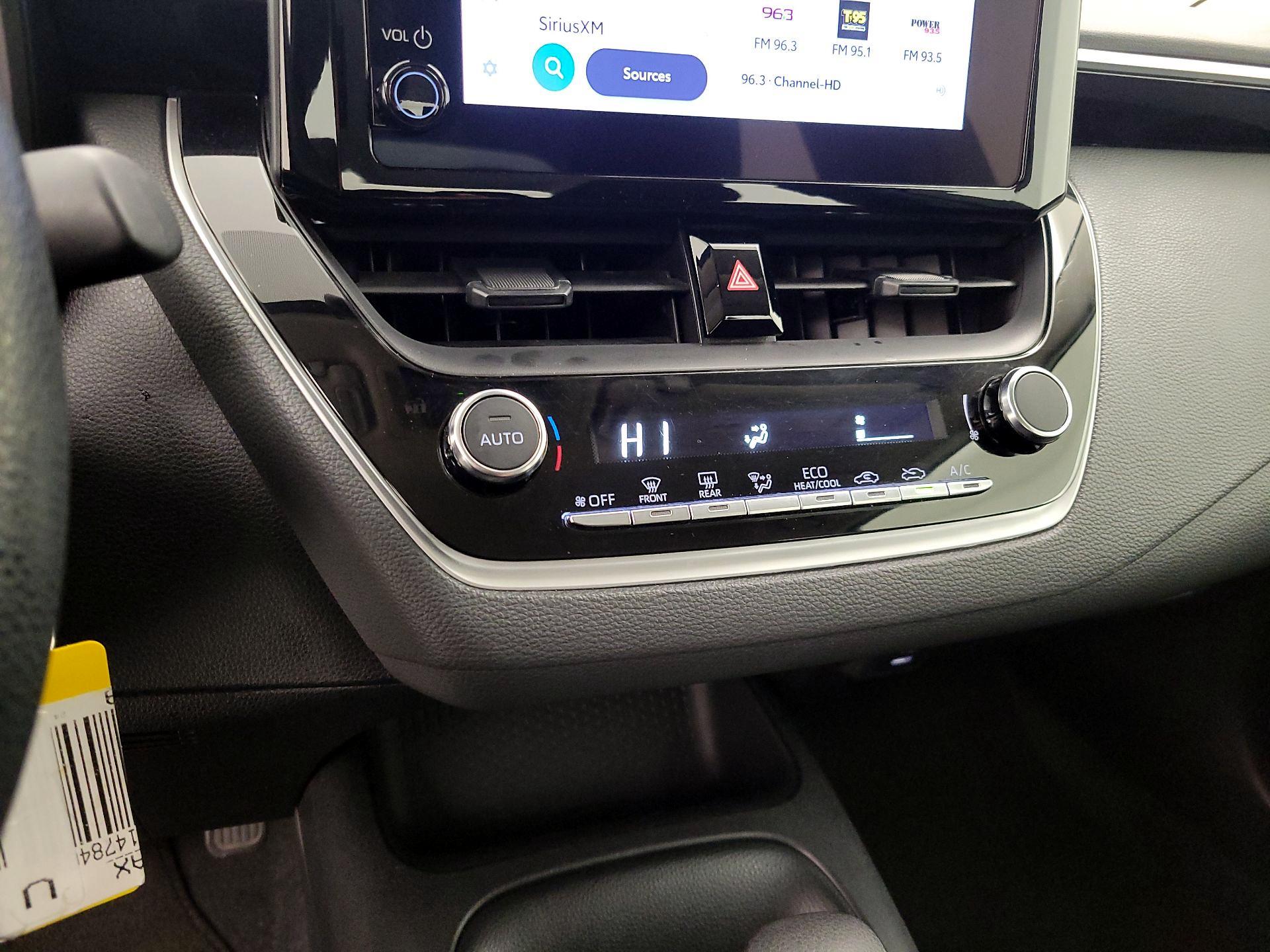 Thumbnail: 2024 Toyota Corolla - 16