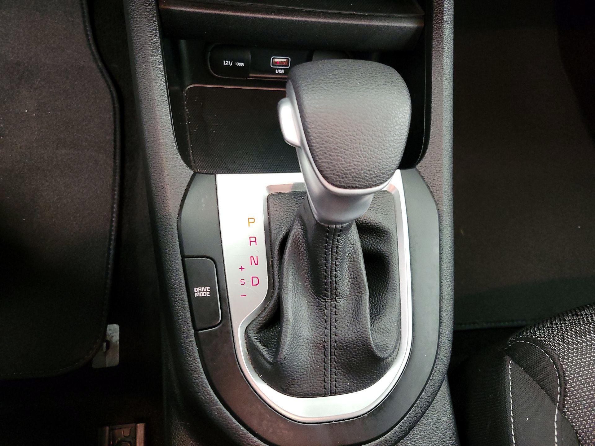 Thumbnail: 2024 Kia Forte - 17