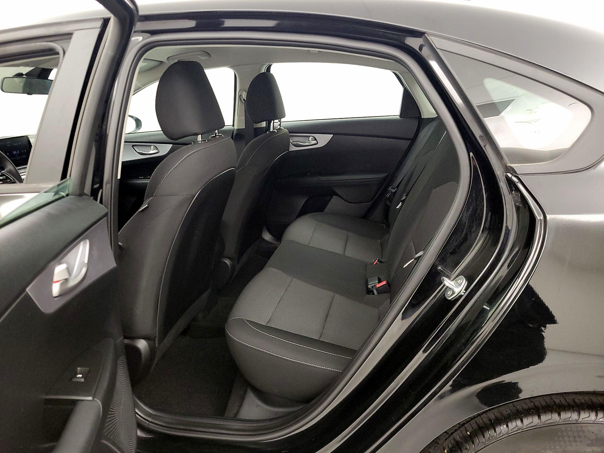 Thumbnail: 2024 Kia Forte - 19