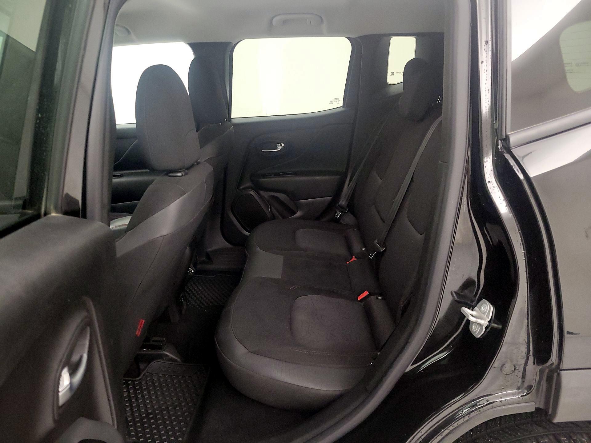 Thumbnail: 2022 Jeep Renegade - 20