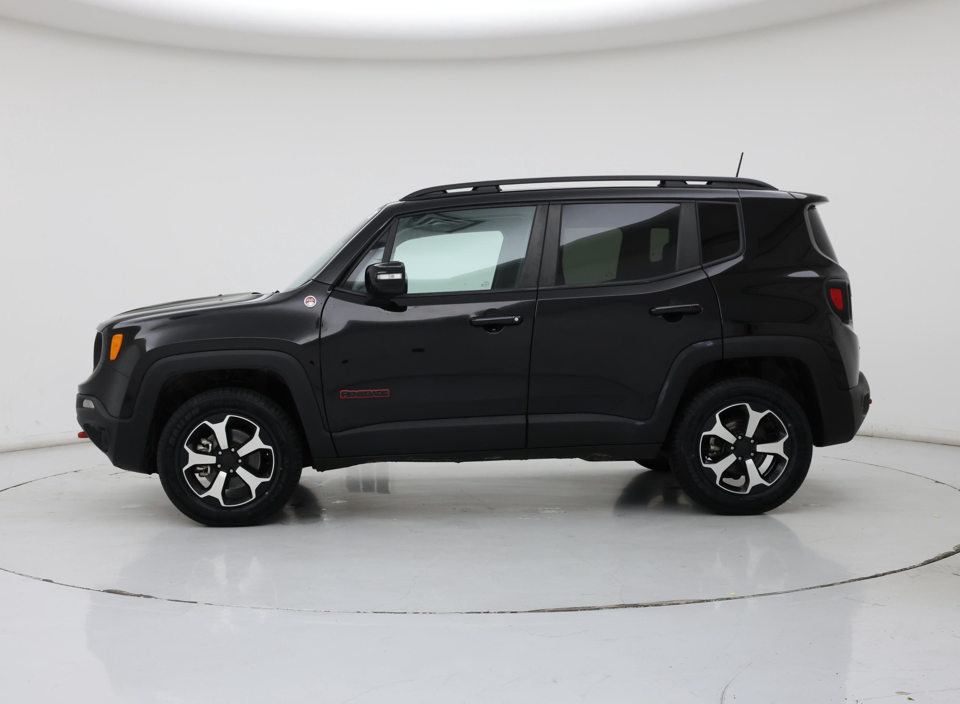 Thumbnail: 2022 Jeep Renegade - 3