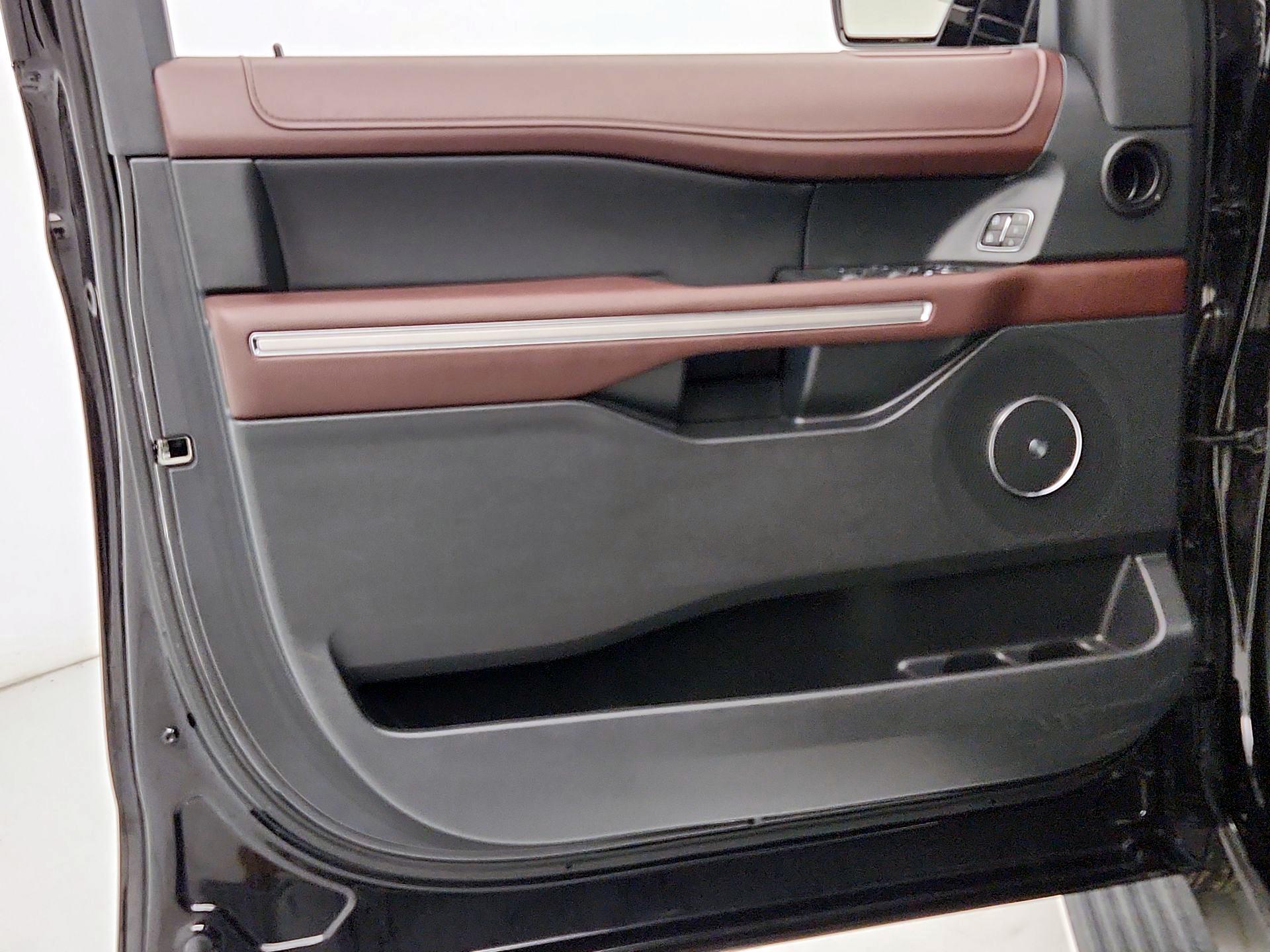 Thumbnail: 2024 Ford Expedition - 12