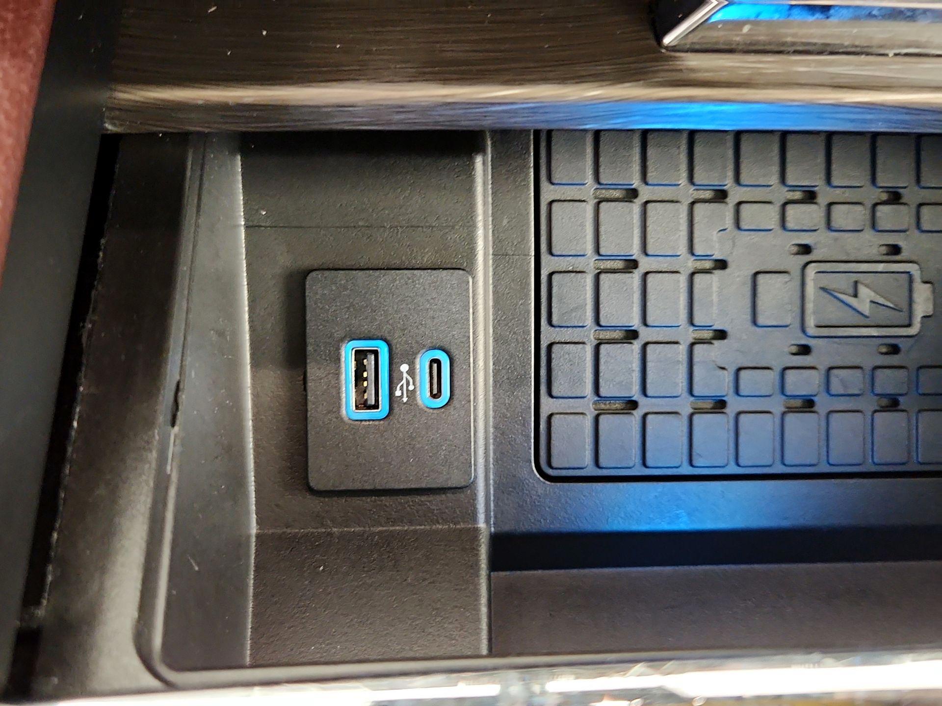 Thumbnail: 2024 Ford Expedition - 19