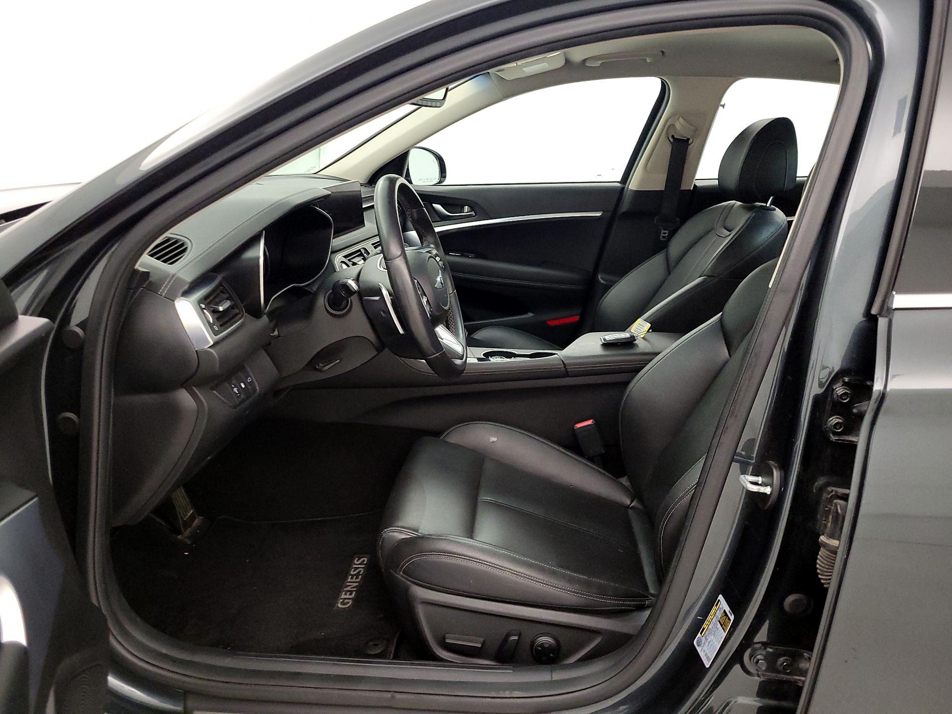 Thumbnail: 2023 Genesis G70 - 11