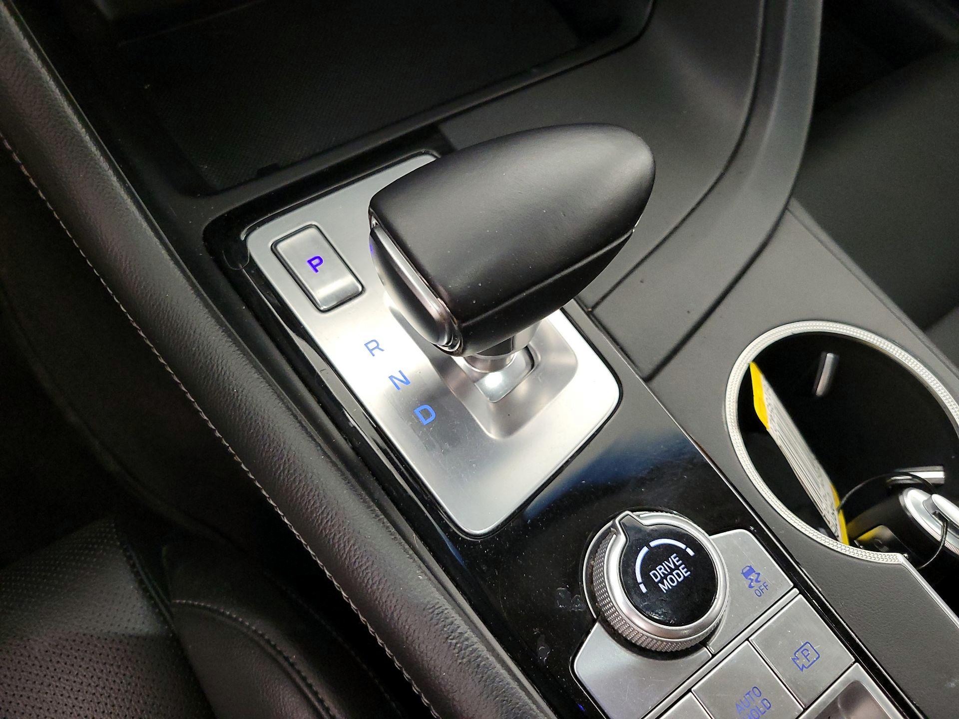 Thumbnail: 2023 Genesis G70 - 18