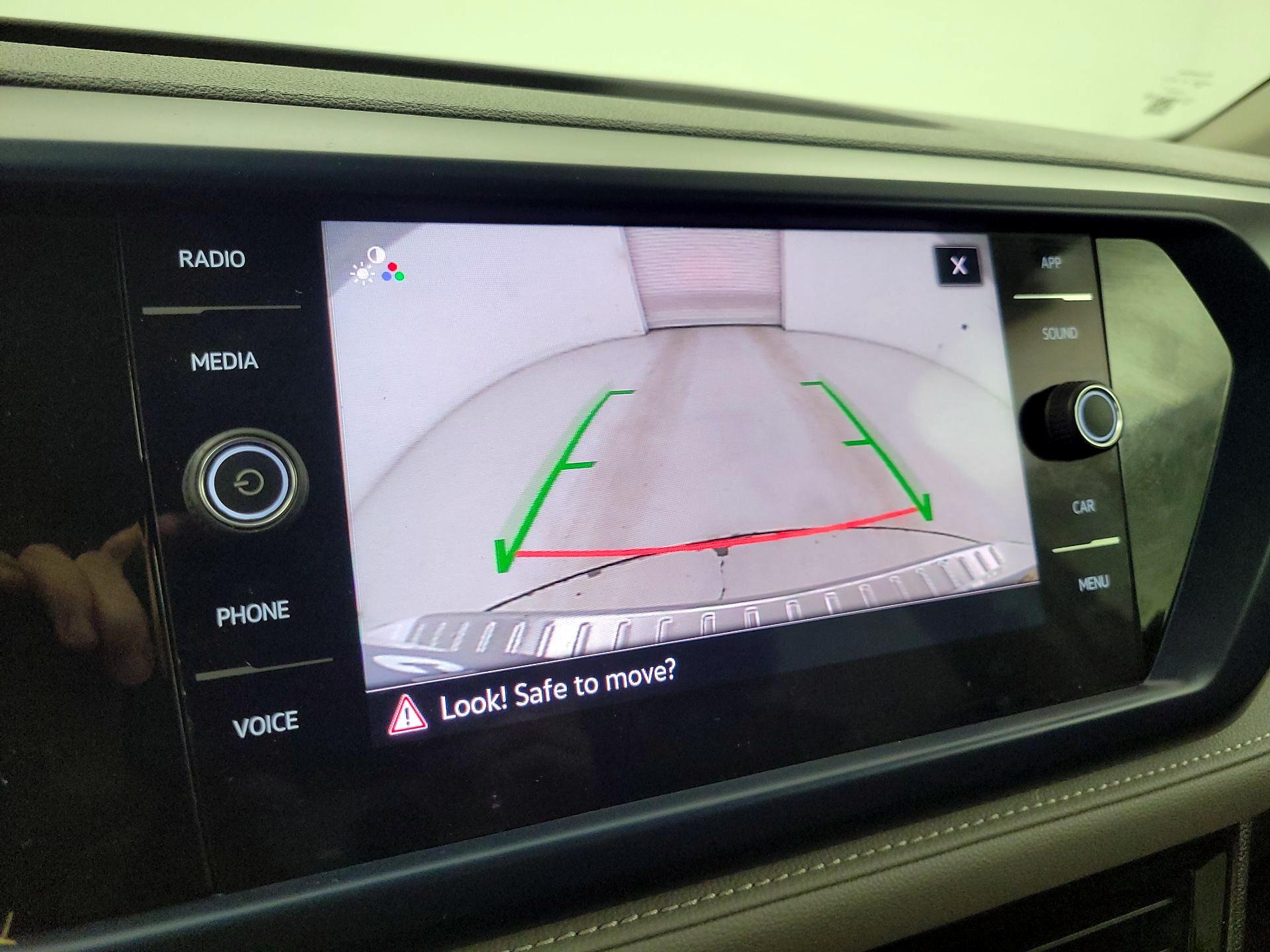 Thumbnail: 2024 Volkswagen Taos - 14