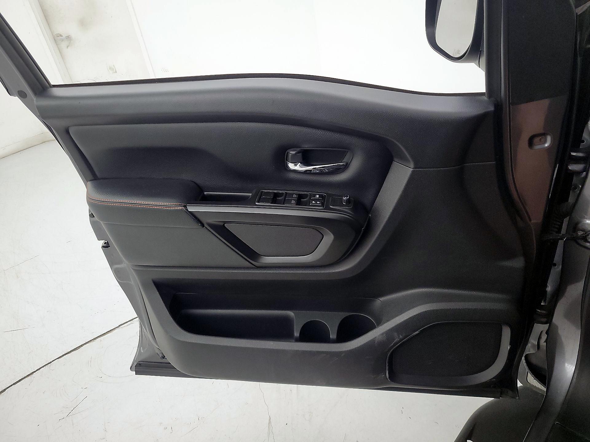 Thumbnail: 2021 Nissan Titan - 12