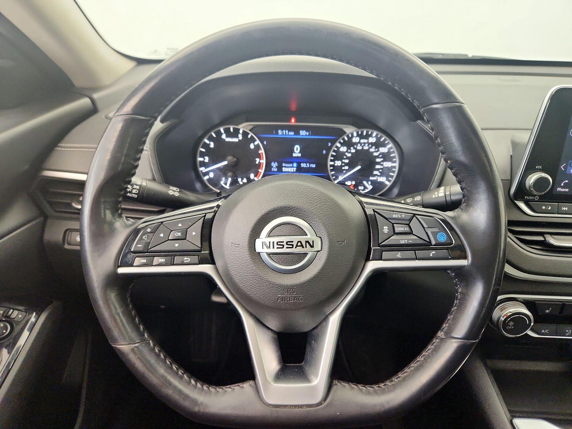 Thumbnail: 2021 Nissan Altima - 10