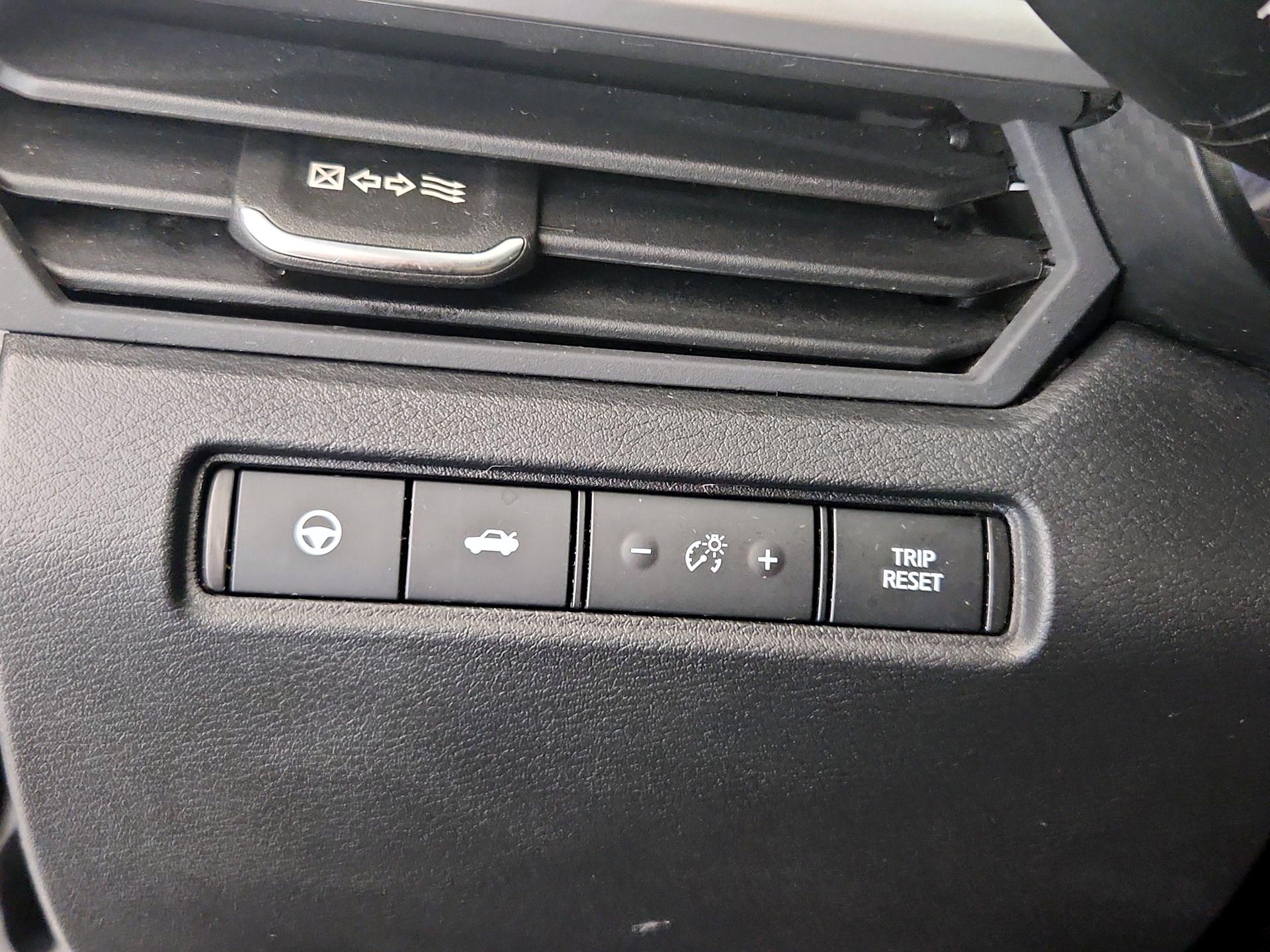 Thumbnail: 2021 Nissan Altima - 13