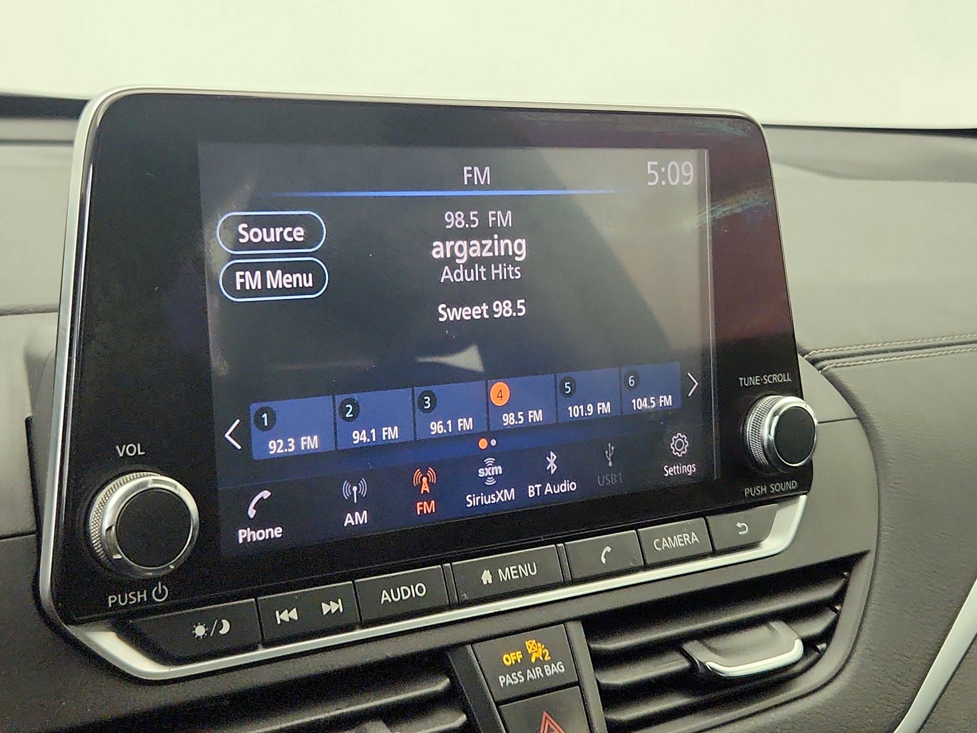 Thumbnail: 2021 Nissan Altima - 15