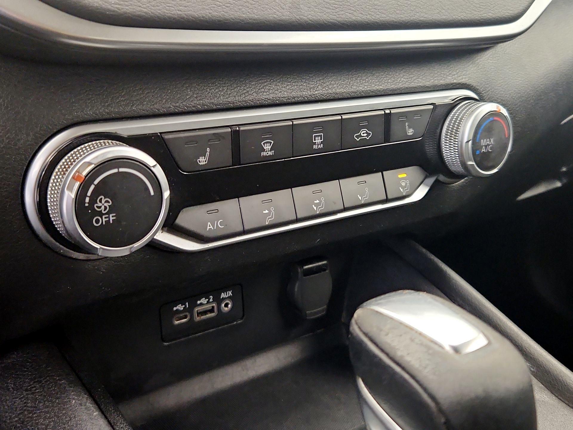 Thumbnail: 2021 Nissan Altima - 16