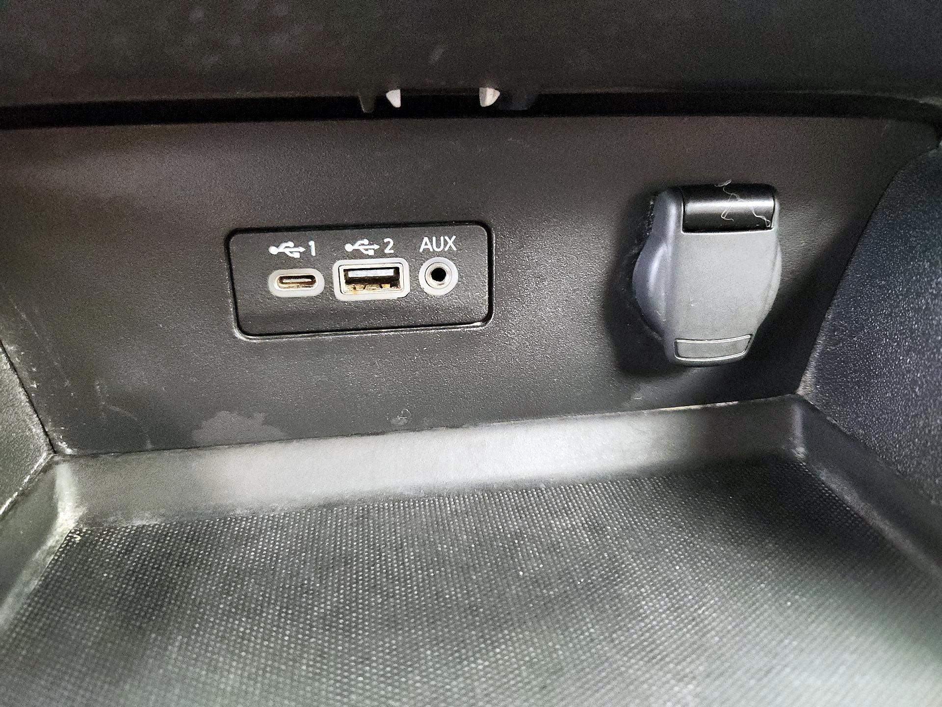 Thumbnail: 2021 Nissan Altima - 18