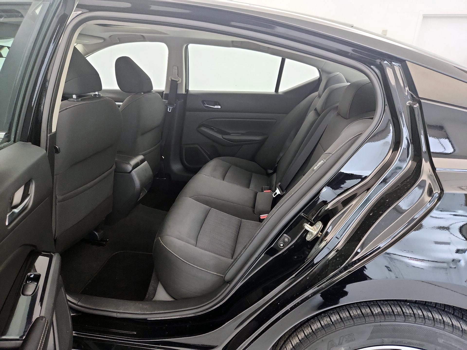 Thumbnail: 2021 Nissan Altima - 20