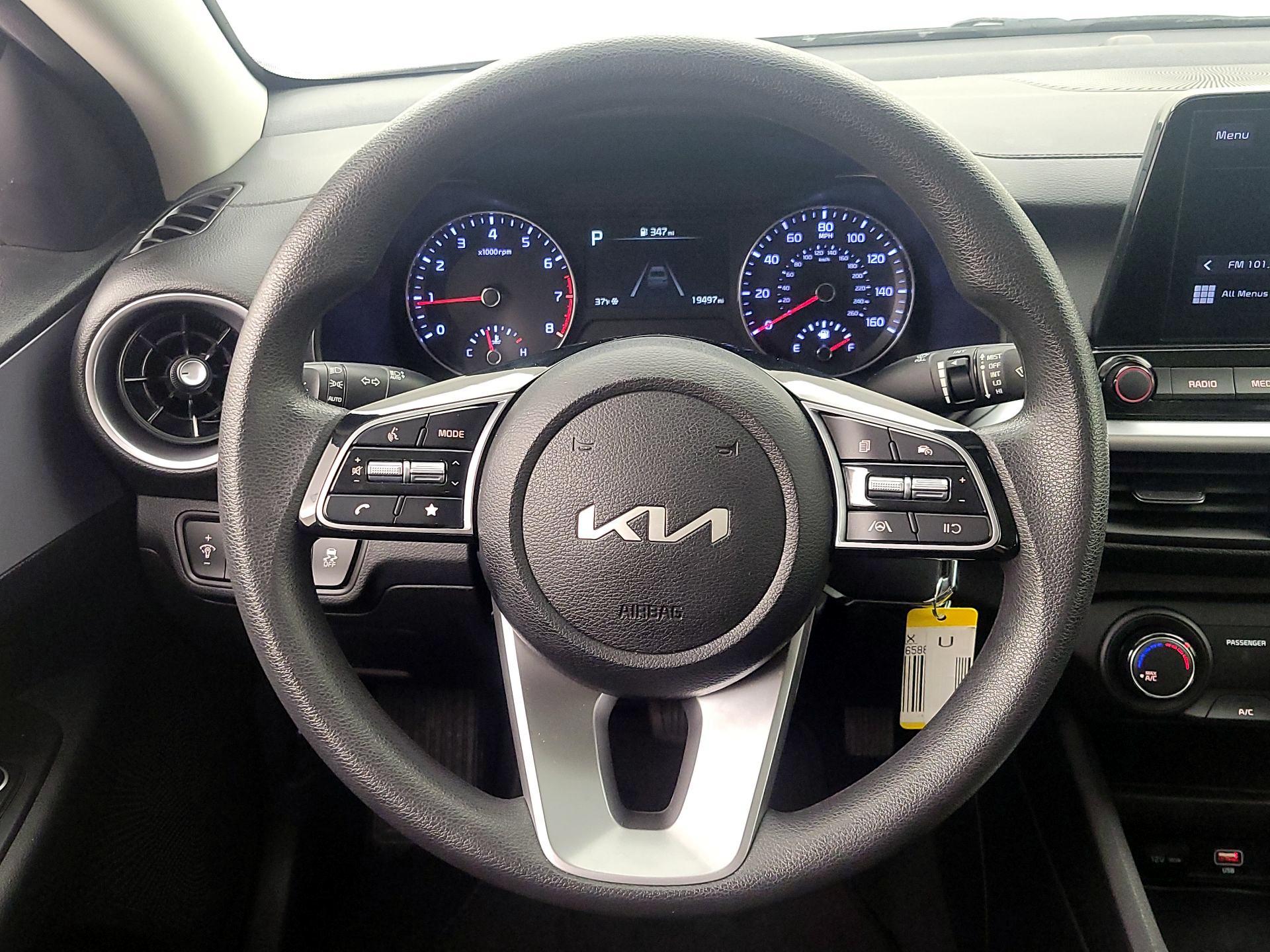 Thumbnail: 2024 Kia Forte - 10