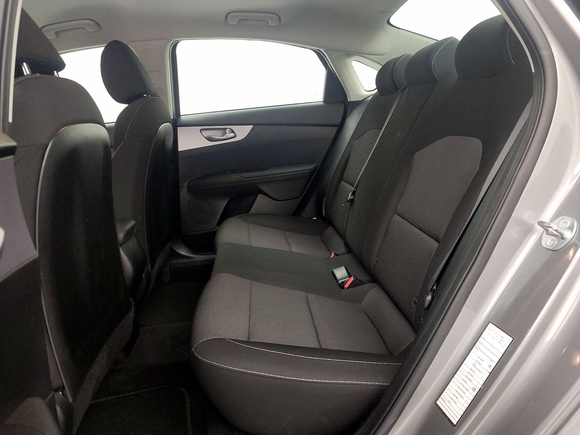 Thumbnail: 2024 Kia Forte - 19