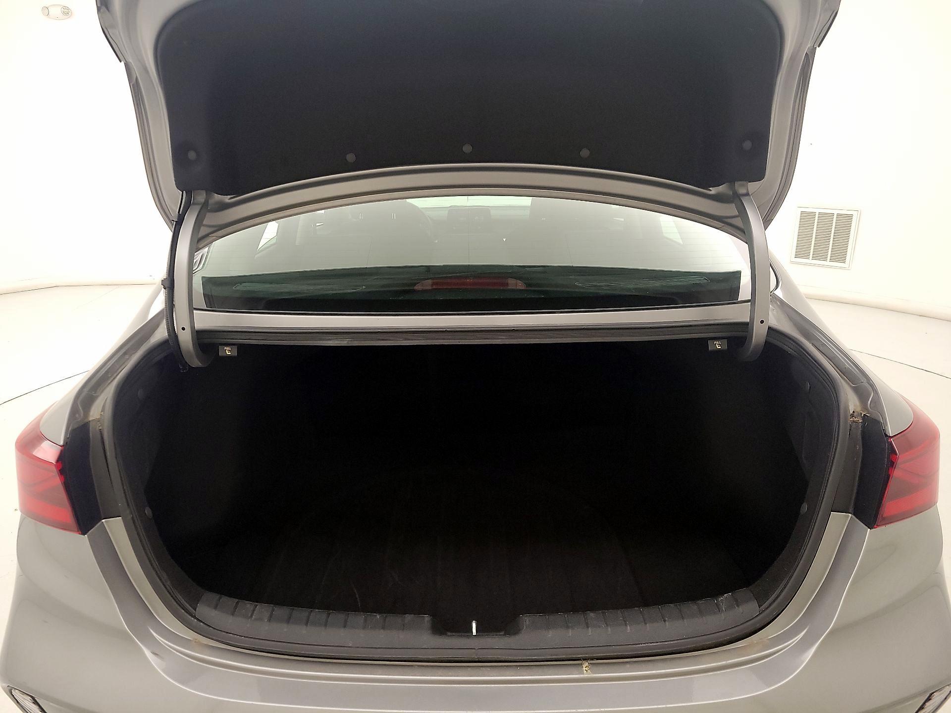 Thumbnail: 2024 Kia Forte - 20